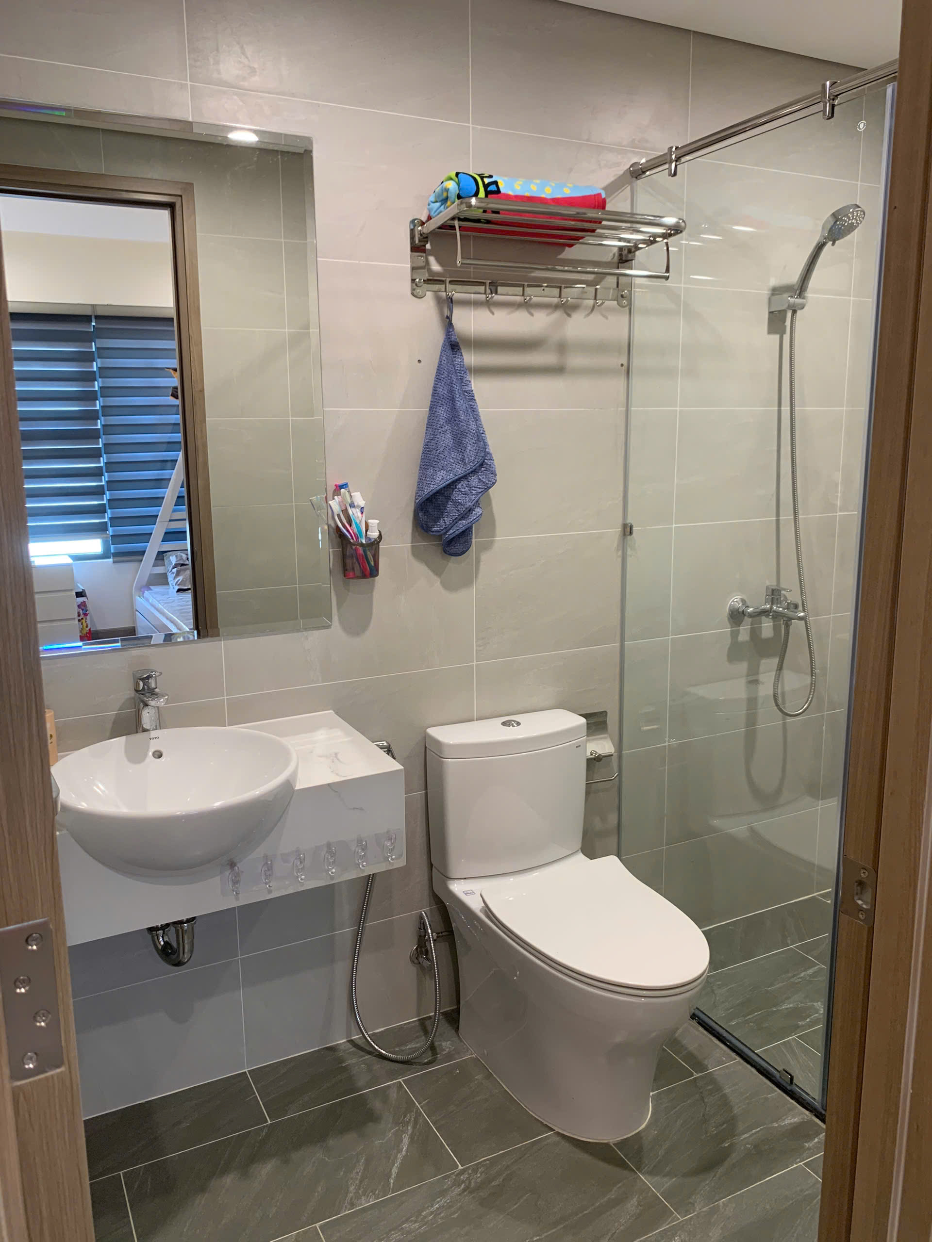 CHO THUÊ CĂN HỘ 2PN2WC TẦNG CAO | VIEW SÔNG ĐỒNG NAI | FULL NỘI THẤT CAO CẤP | THE BEVERLY SOLARI - ảnh 2