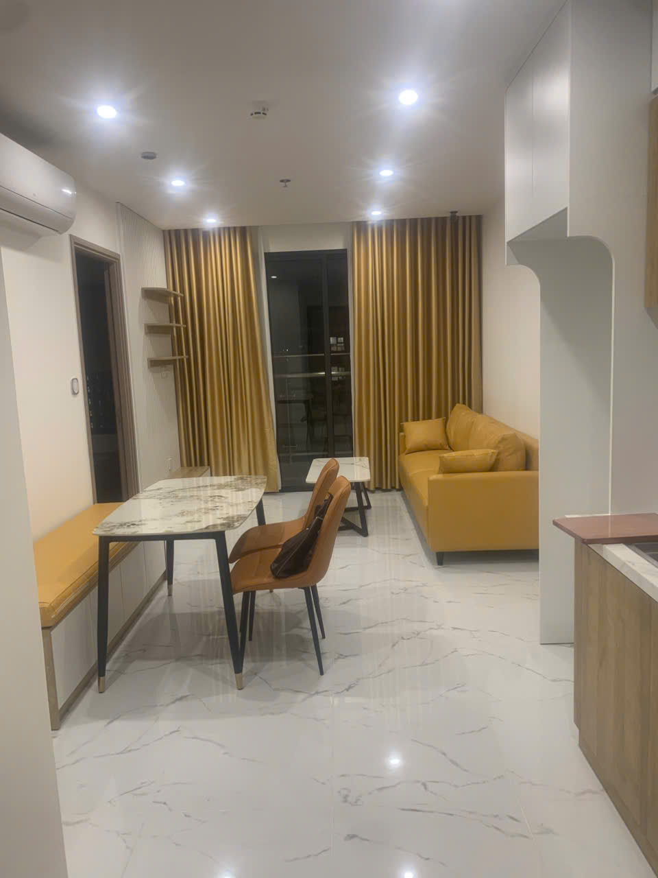 CHO THUÊ CĂN HỘ 2PN 2WC THE BEVERLY SOLARI VINHOMES GRAND PARK – FULL NỘI THẤT – GIÁ TỐT