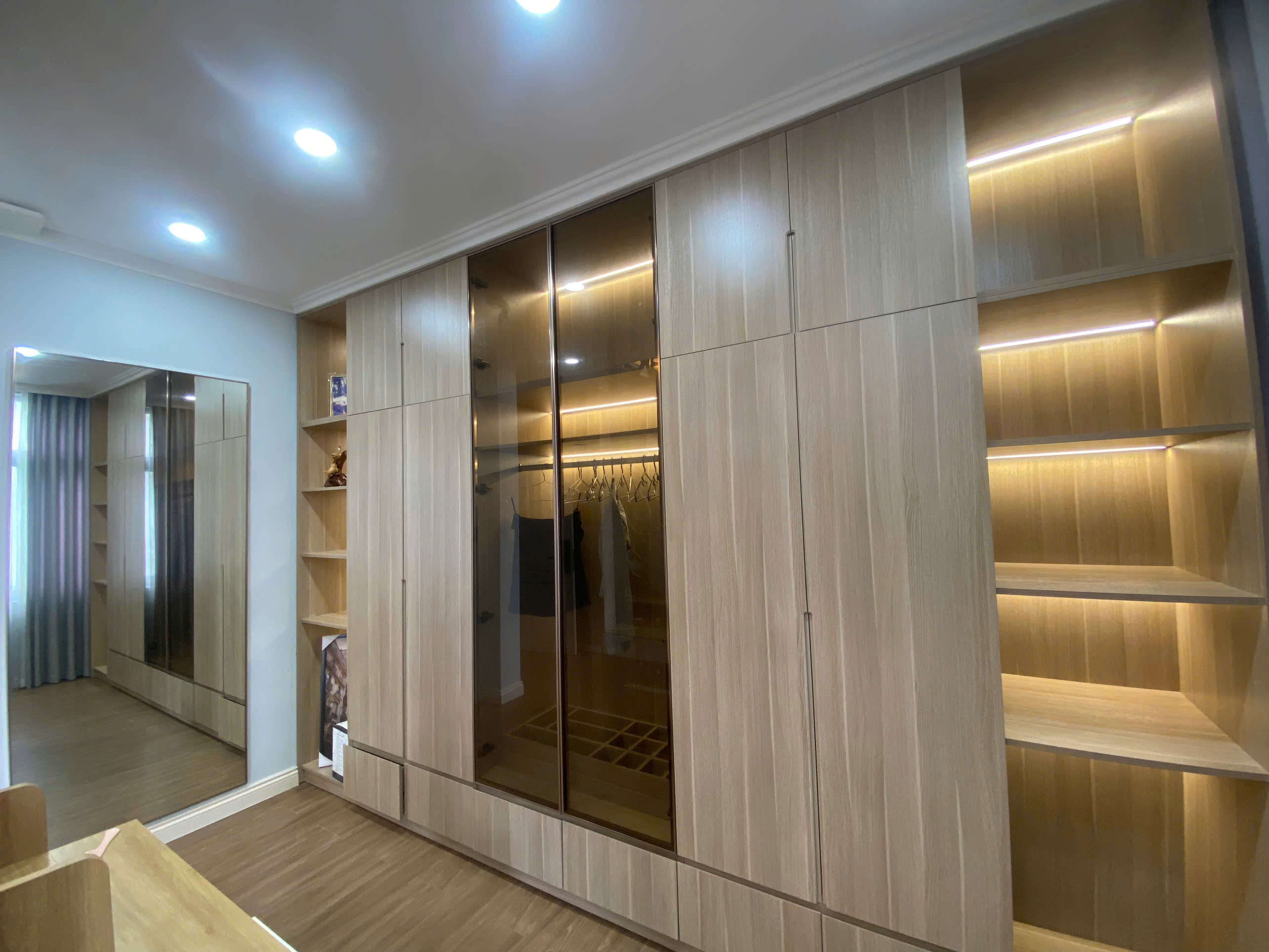 BÁN NHÀ PHỐ THE MANHATTAN VỊNHOMES GRAND PARK – FULL NỘI THẤT CAO CẤP – VỪA Ở VỪA KINH DOANH - ảnh 9