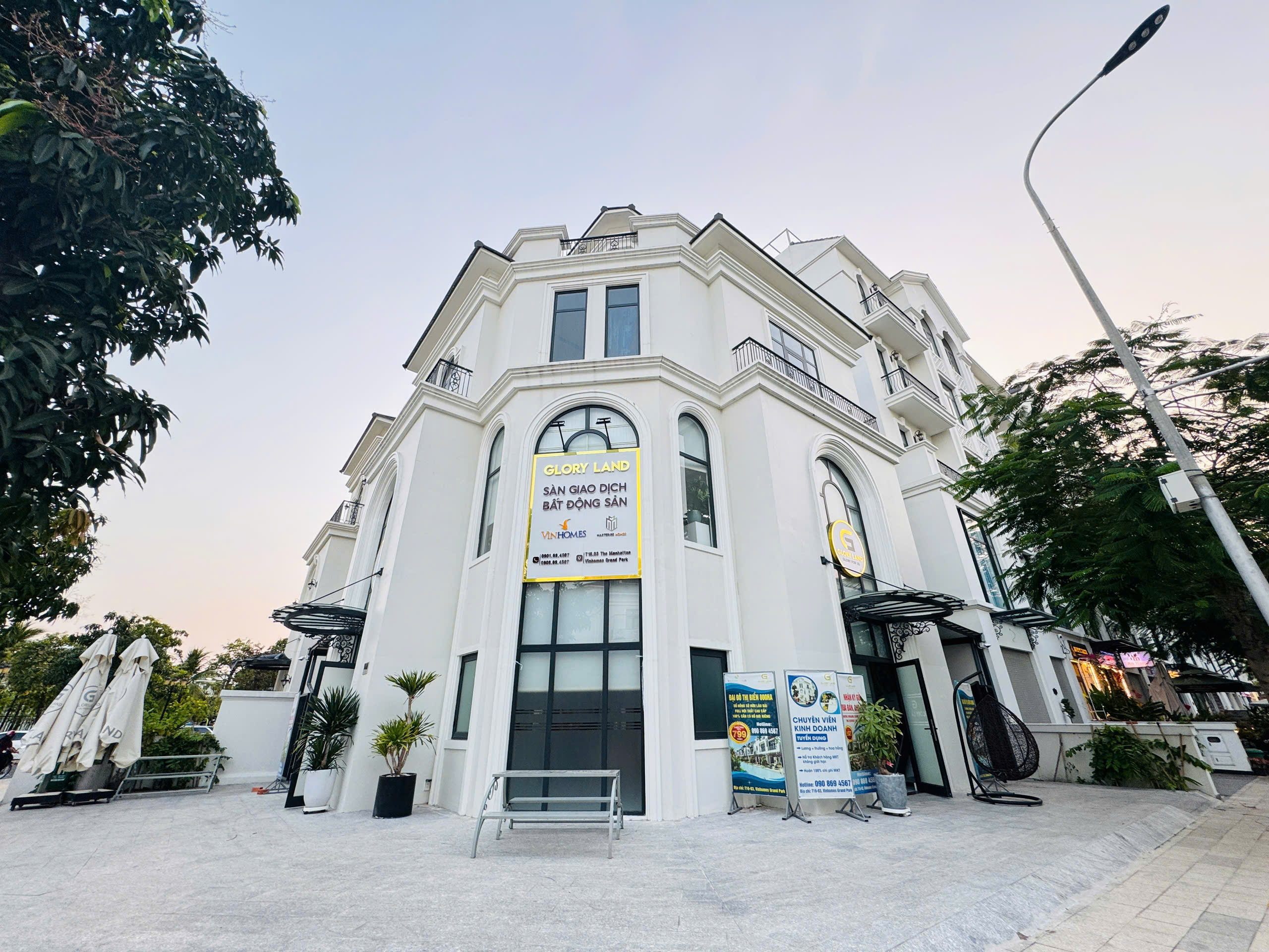 BÁN BOUTIQUE VILLA THE MANHATTAN – VINHOMES GRAND PARK Góc phố hiếm – Kinh doanh đẳng cấp – Giá tốt chỉ 43 TỶ