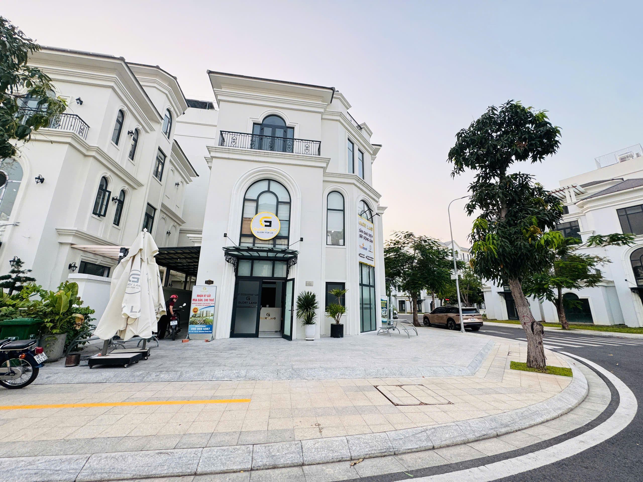 BÁN BOUTIQUE VILLA THE MANHATTAN – VINHOMES GRAND PARK Góc phố hiếm – Kinh doanh đẳng cấp – Giá tốt chỉ 43 TỶ