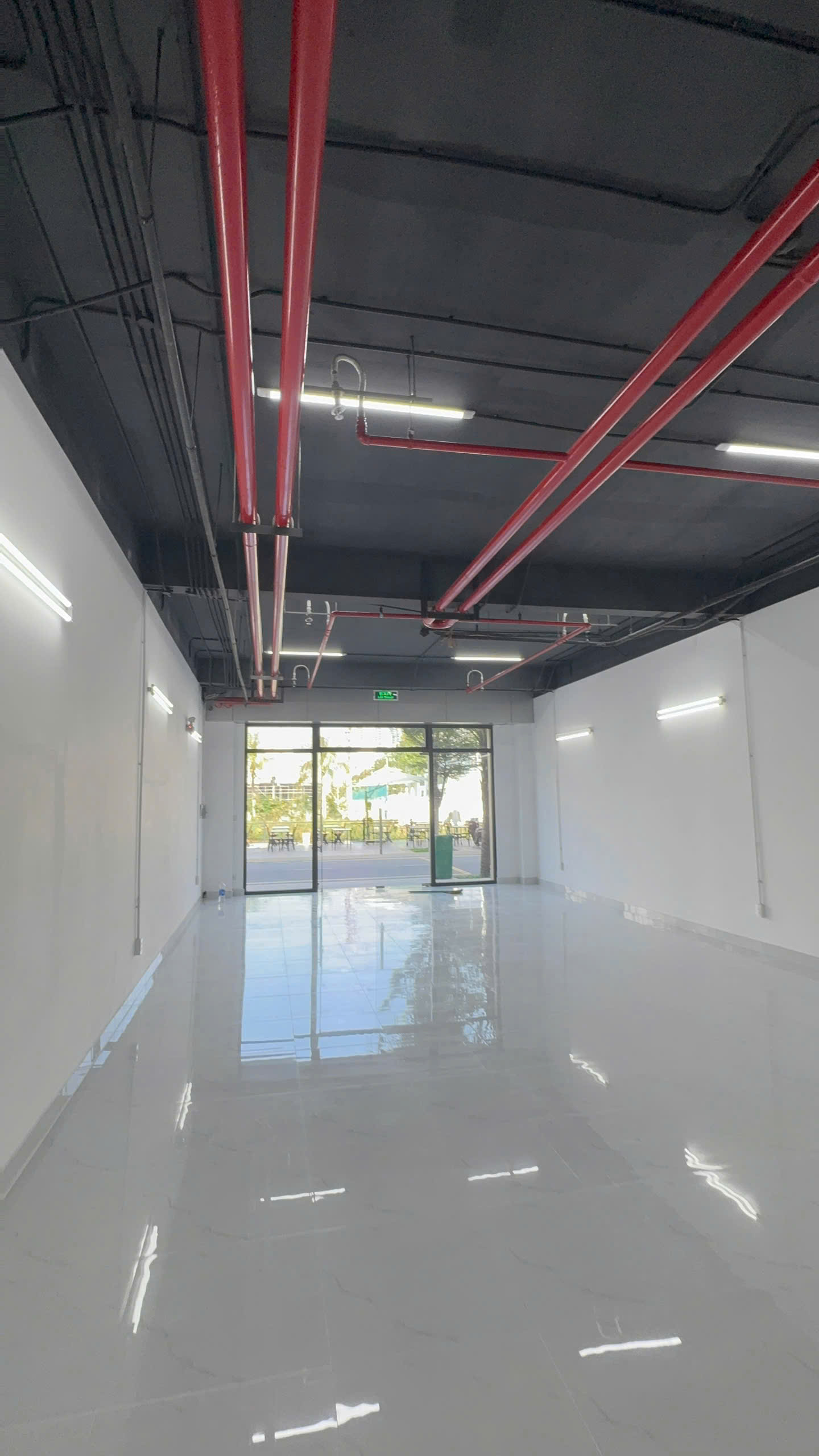 BÁN NHÀ PHỐ THƯƠNG MẠI THE MANHATTAN GLORY – VỊ TRÍ KINH DOANH ĐẮC ĐỊA VINHOMES GRAND PARK