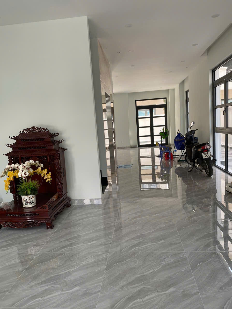 CHO THUÊ BOUTIQUE VILLA THE MANHATTAN GLORY – VINHOMES GRAND PARK | 213M² | GIÁ TỐT 40 TRIỆU/THÁNG