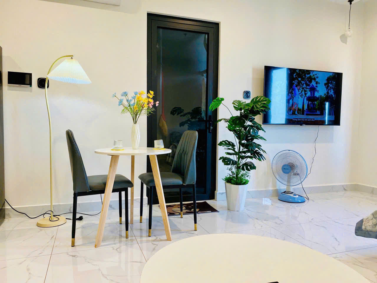 BÁN CĂN HỘ STUDIO THE BEVERLY SOLARI – VINHOMES GRAND PARK  Full nội thất cao cấp • View thoáng • Giá 2.4 tỷ - ảnh 10