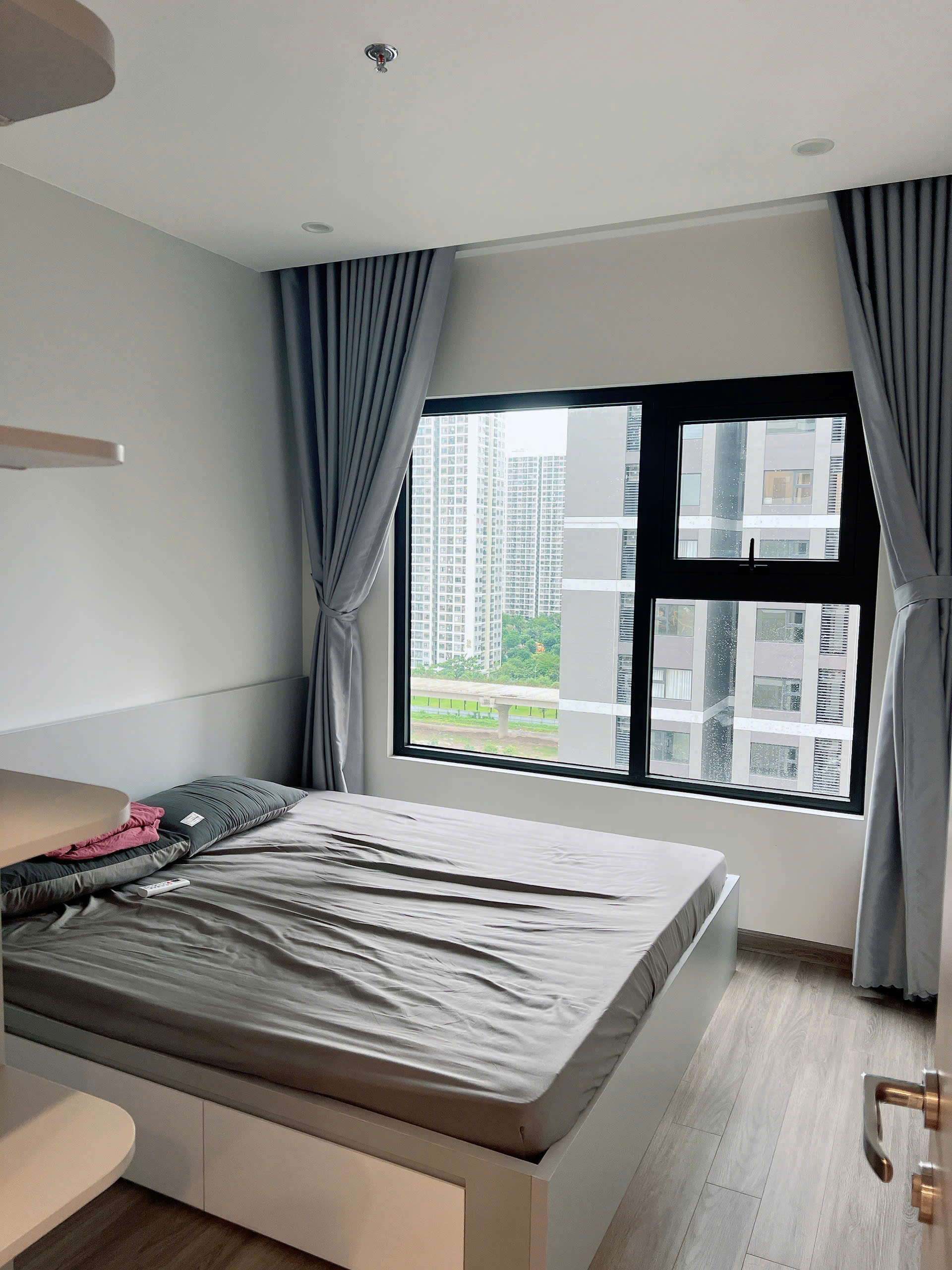 BÁN CĂN HỘ GLORY HEIGHTS VINHOMES GRAND PARK -  1PN+ FULL NỘI THẤT - GIÁ TỐT