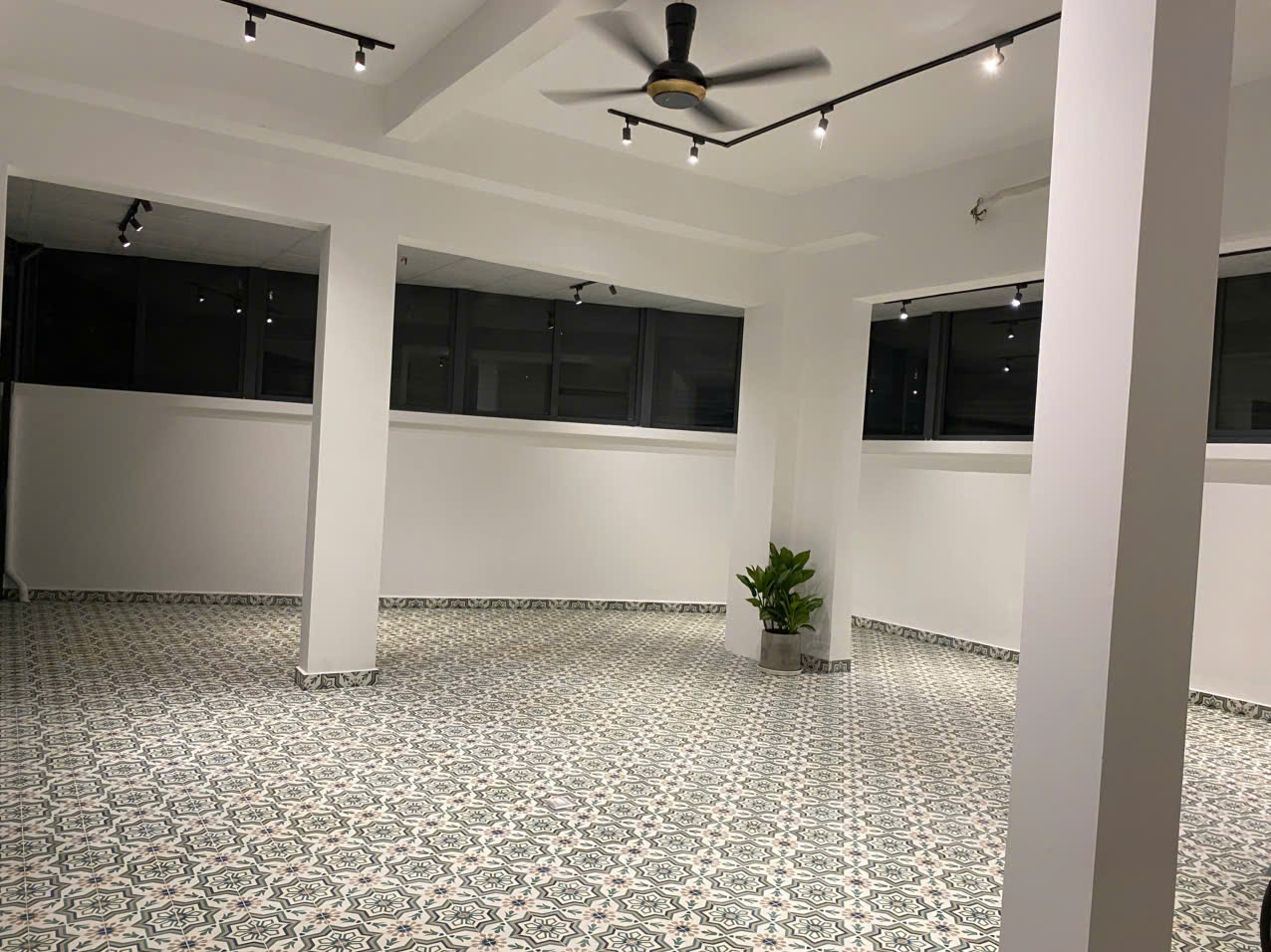 CHO THUÊ NHÀ PHỐ THE MANHATTAN – VINHOMES GRAND PARK FULL NỘI THẤT – VỪA Ở VỪA KINH DOANH – GIÁ TỐT 40 TRIỆU/THÁNG