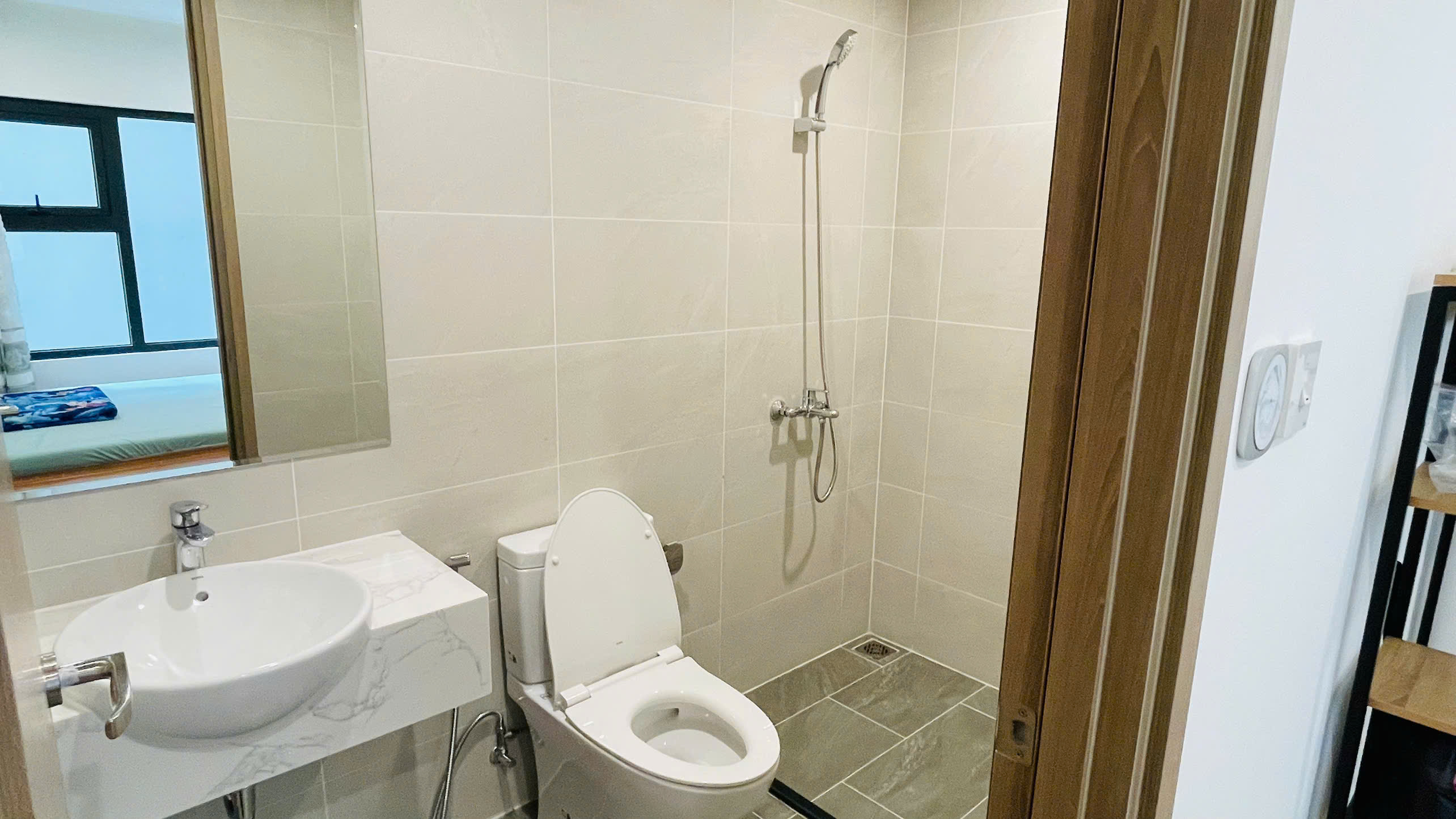 BÁN CĂN HỘ 2PN2WC THE BEVERLY SOLARI VINHOMES GRAND PARK – FULL NỘI THẤT, VIEW NỘI KHU HỒ BƠI - ảnh 3