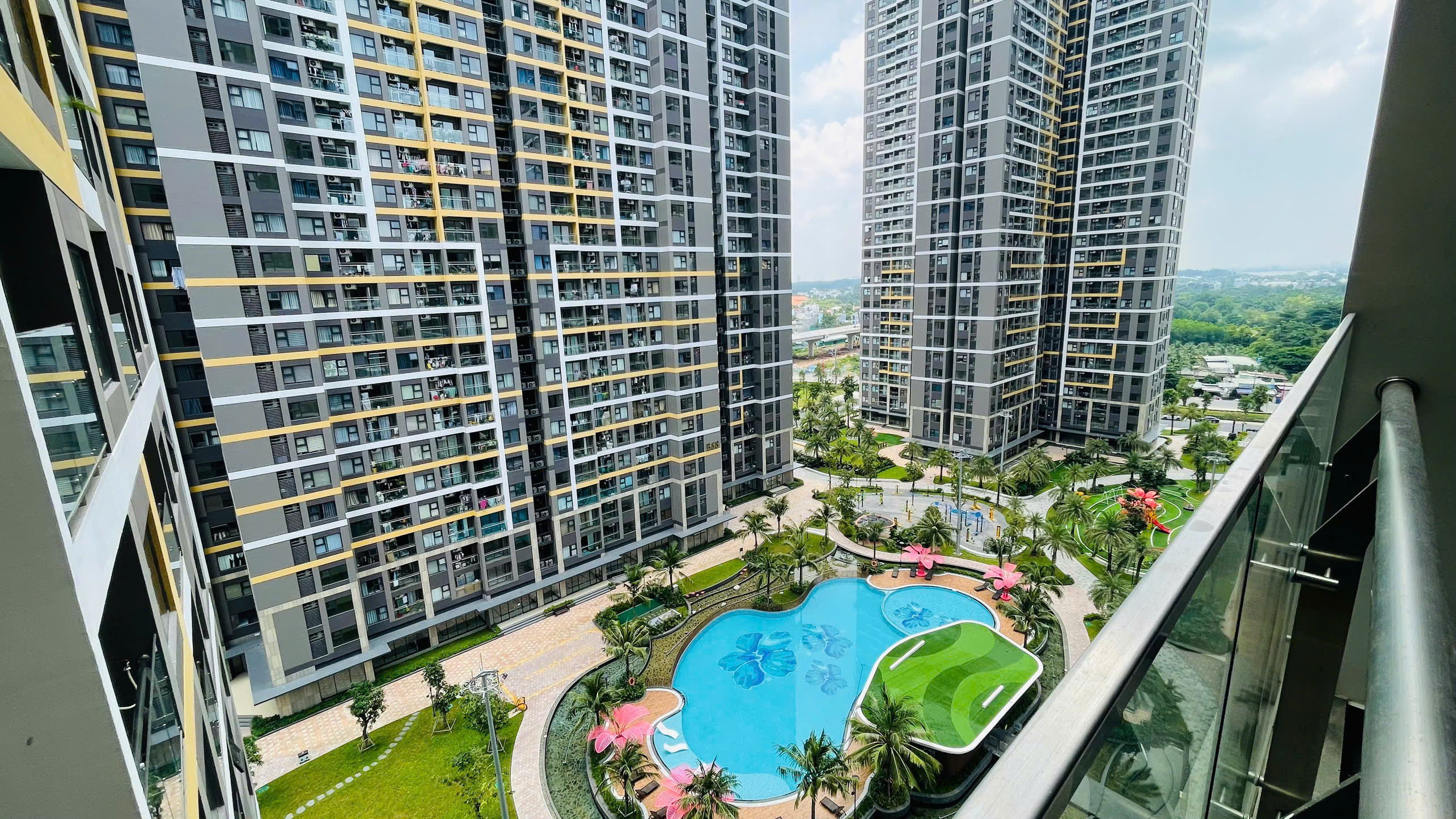 BÁN CĂN HỘ 2PN2WC THE BEVERLY SOLARI VINHOMES GRAND PARK – FULL NỘI THẤT, VIEW NỘI KHU HỒ BƠI - ảnh 5