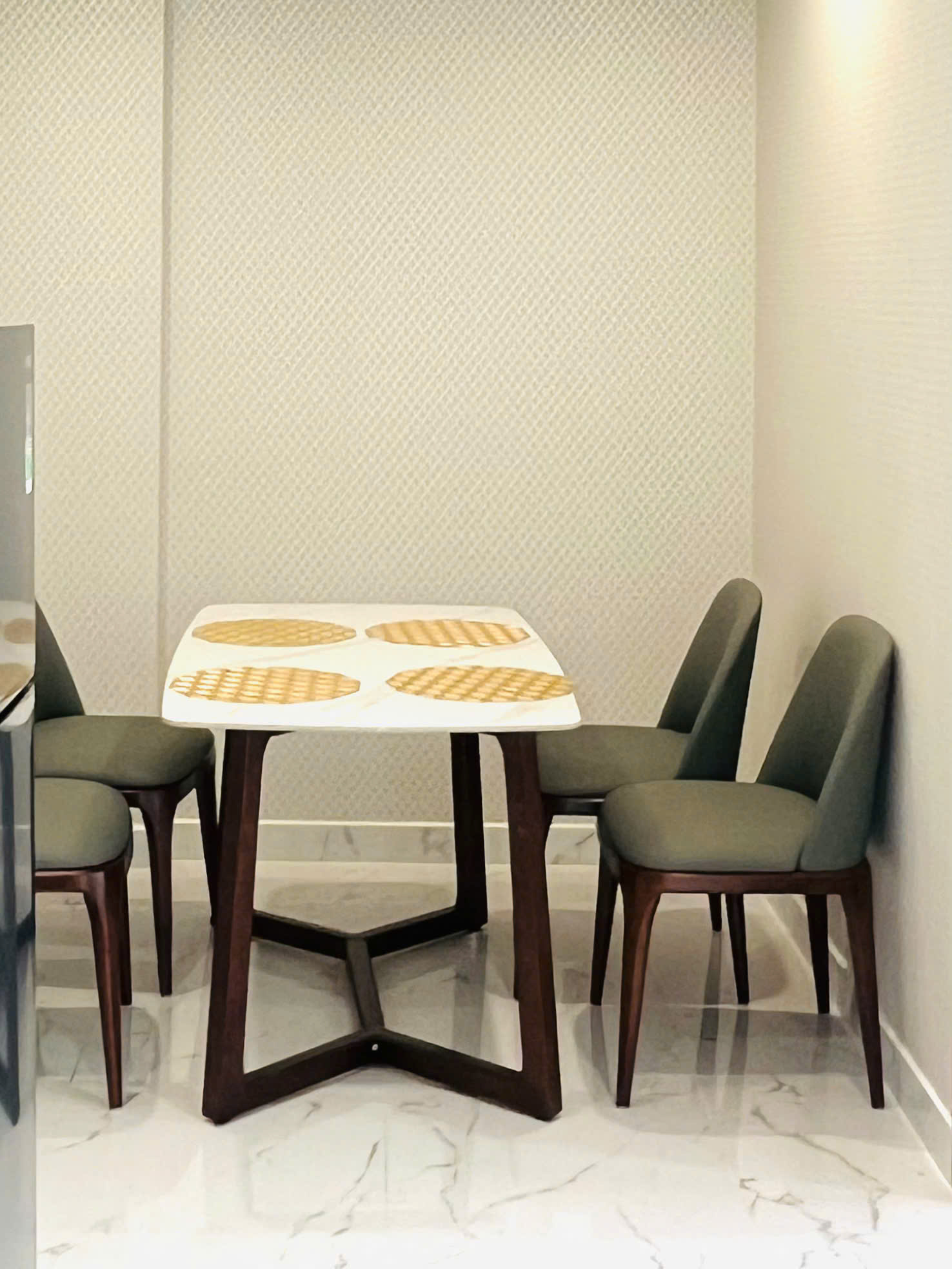 BÁN CĂN HỘ THE BEVERLY SOLARI VINHOMES GRAND PARK QUẬN 9 Full Nội Thất Cao Cấp – Tầng Cao – View Ngoại Khu Thoáng Đẹp