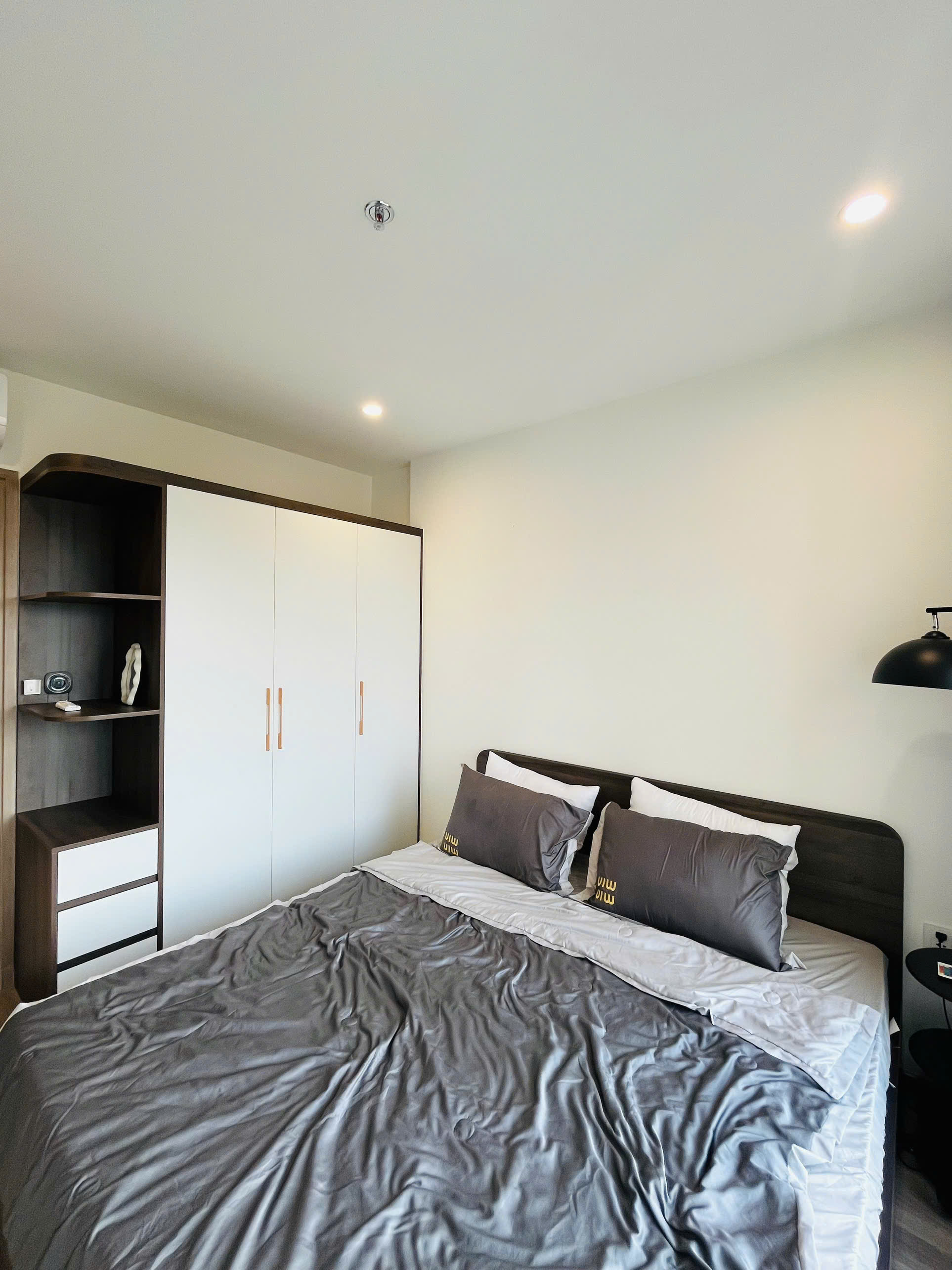 BÁN CĂN HỘ THE BEVERLY SOLARI VINHOMES GRAND PARK QUẬN 9 Full Nội Thất Cao Cấp – Tầng Cao – View Ngoại Khu Thoáng Đẹp