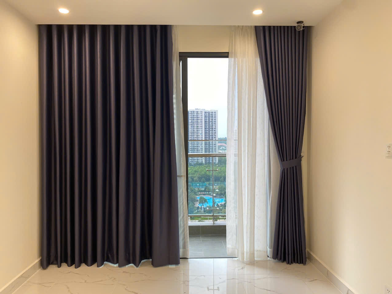 BÁN CĂN HỘ GLORY HEIGHTS – VINHOMES GRAND PARK 1PN+ | Full bếp & rèm cao cấp | View nội khu thoáng mát | Giá tốt