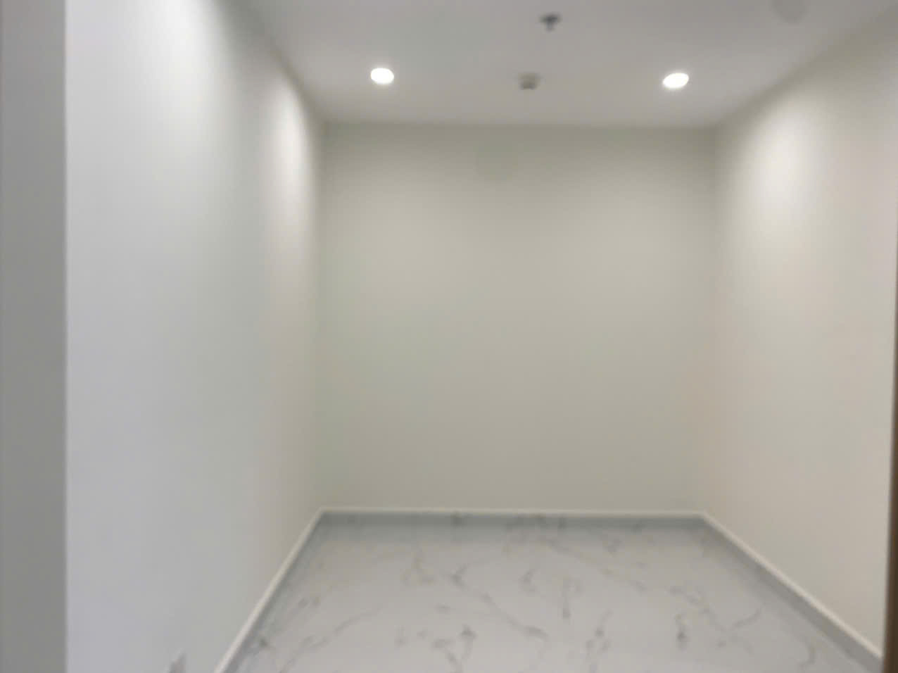 BÁN CĂN HỘ GLORY HEIGHTS – VINHOMES GRAND PARK 1PN+ | Full bếp & rèm cao cấp | View nội khu thoáng mát | Giá tốt