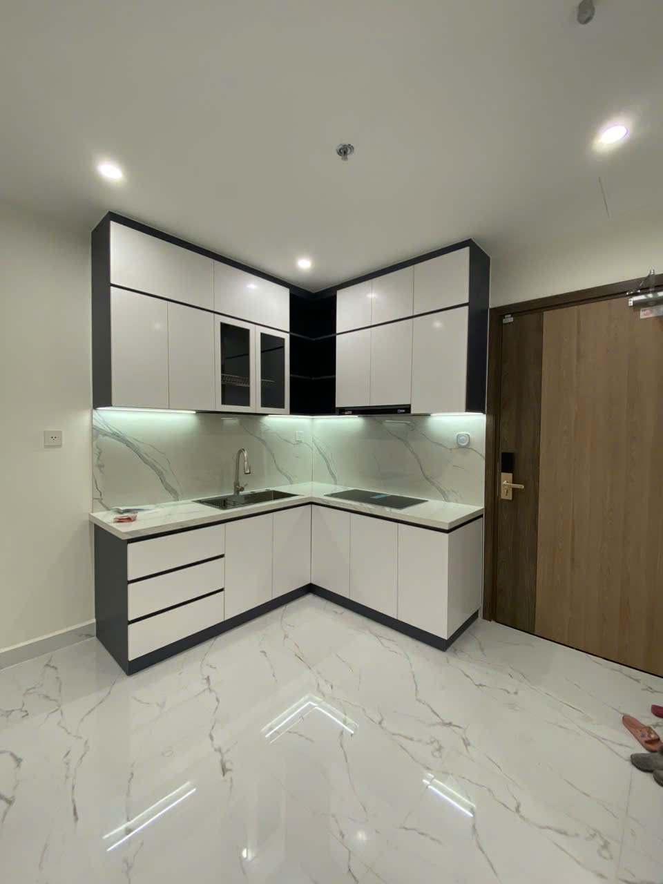 BÁN CĂN HỘ GLORY HEIGHTS – VINHOMES GRAND PARK 1PN+ | Full bếp & rèm cao cấp | View nội khu thoáng mát | Giá tốt - ảnh 5