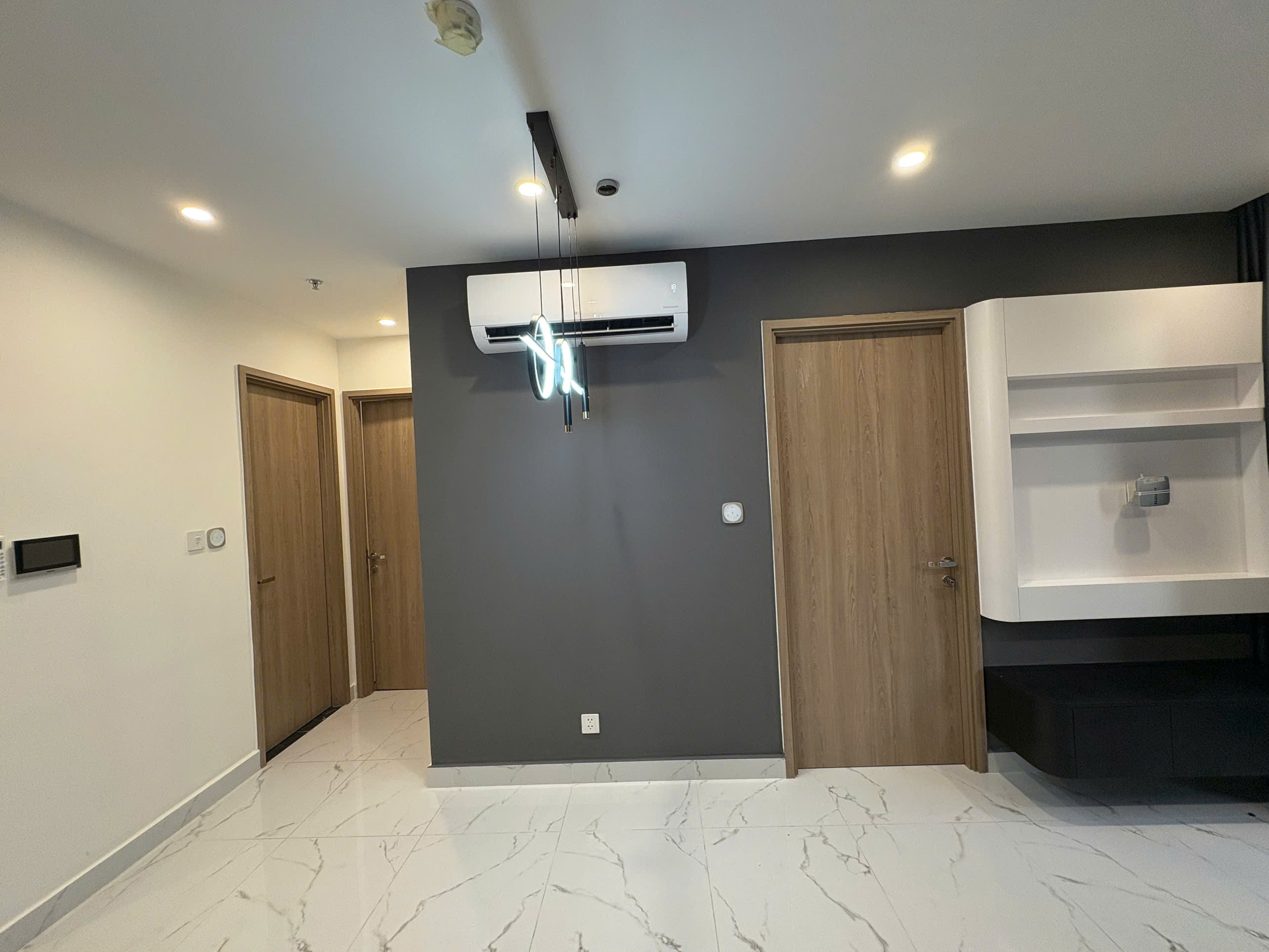 Cho thuê căn hộ Vinhomes Grand Park – Glory Heights  Full nội thất cao cấp | Tầng thấp | View nội khu yên tĩnh