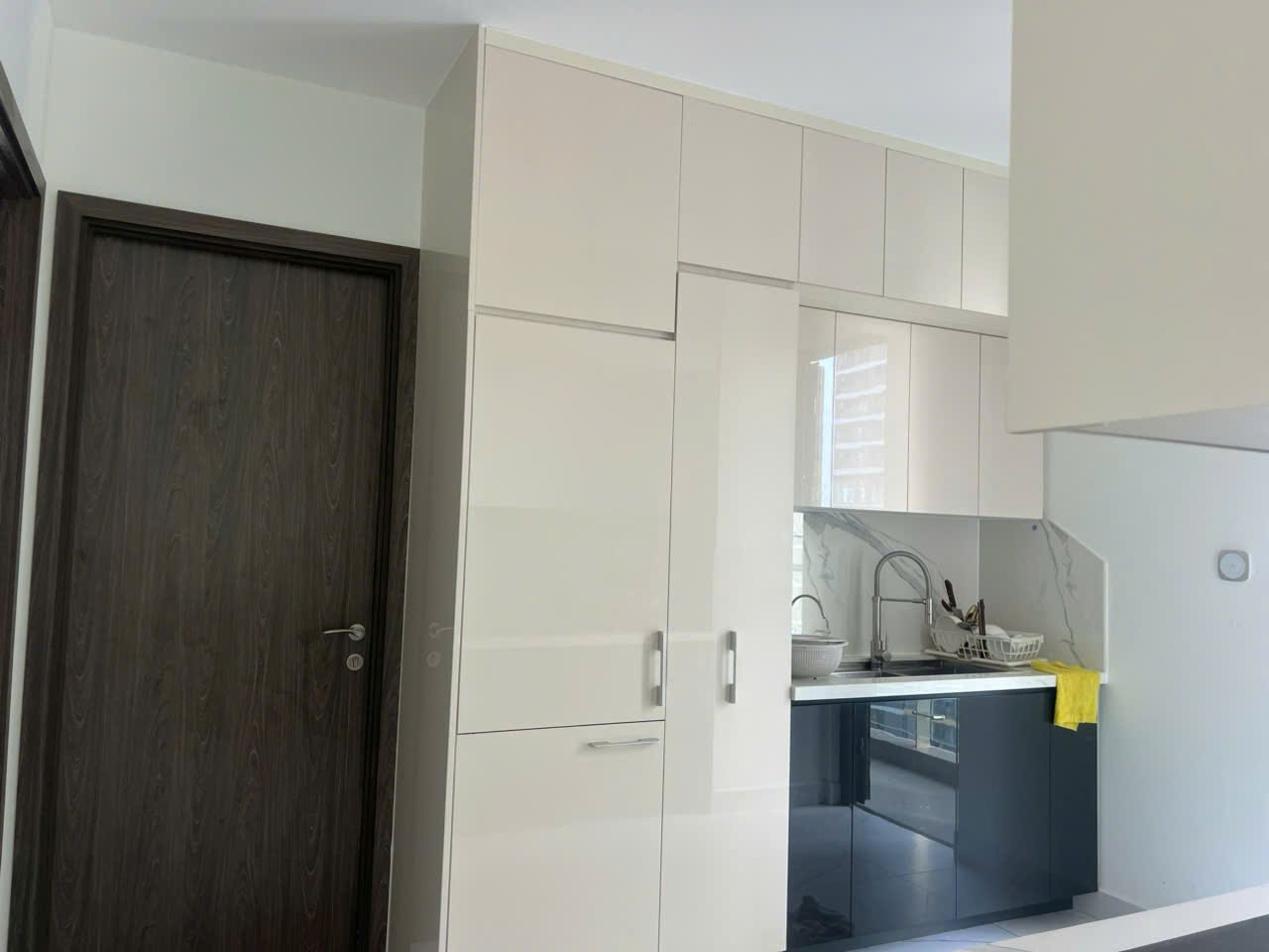 BÁN CĂN HỘ 2PN THE BEVERLY VINHOMES GRAND PARK Full nội thất cao cấp – View hồ bơi nội khu – Không gian sống chuẩn resort