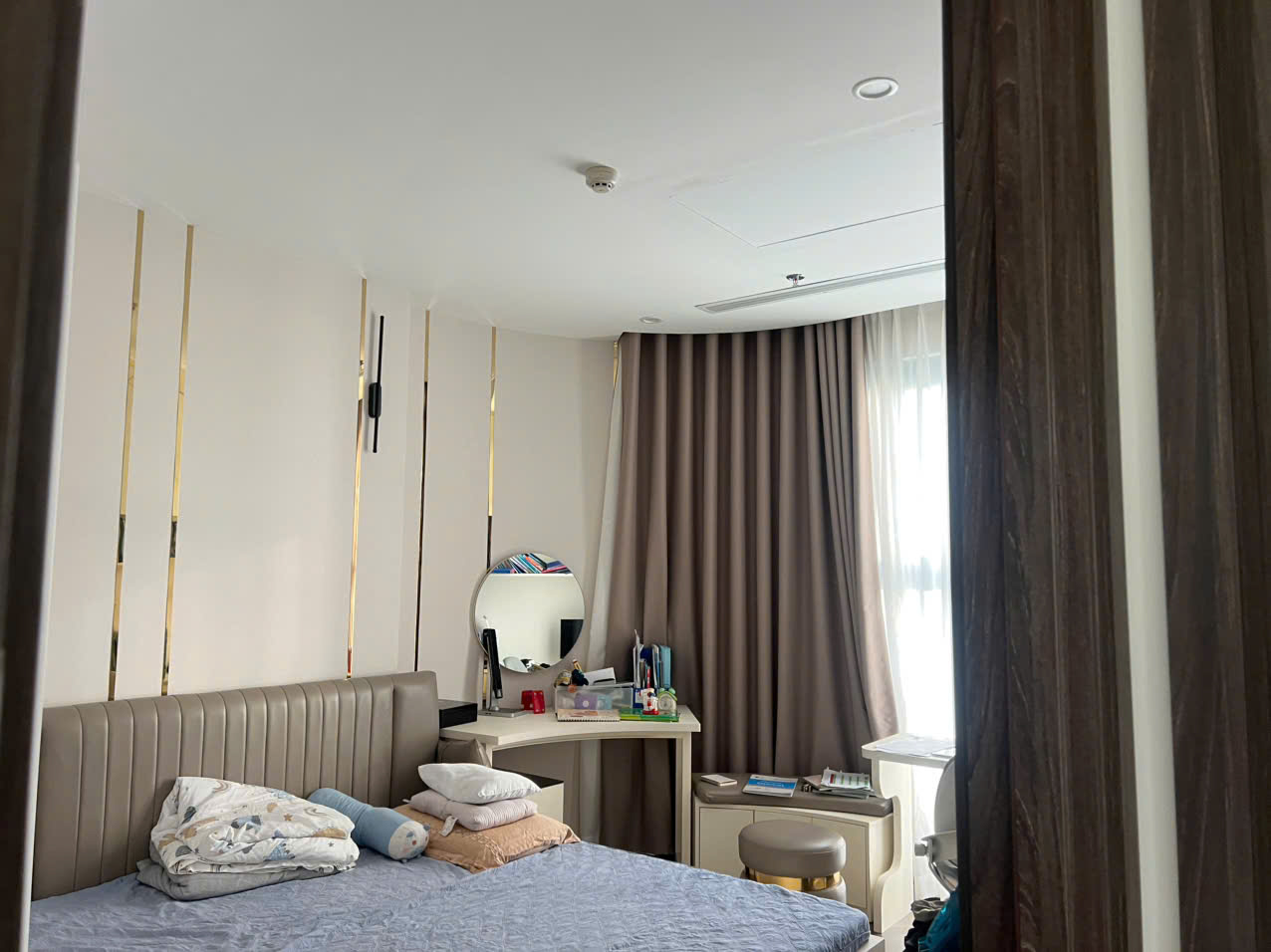 BÁN CĂN HỘ 2PN THE BEVERLY VINHOMES GRAND PARK Full nội thất cao cấp – View hồ bơi nội khu – Không gian sống chuẩn resort