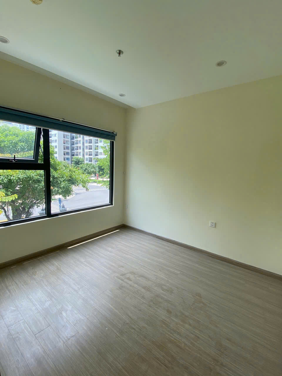 Cho Thuê Căn Hộ Vinhomes Grand Park – The Origami Tầng Thấp | View Nội Khu Xanh | Phù Hợp Spa – Văn Phòng – Kinh Doanh