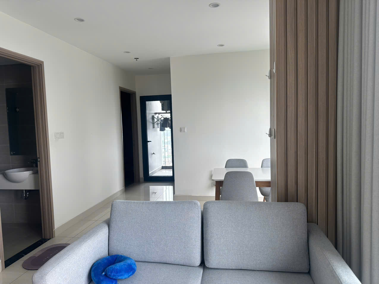 Bán Căn Hộ Vinhomes Grand Park – The Origami 2PN+ Full Nội Thất, View Ngoại Khu Thoáng Rộng – Không Bị Chắn Tầm Nhìn