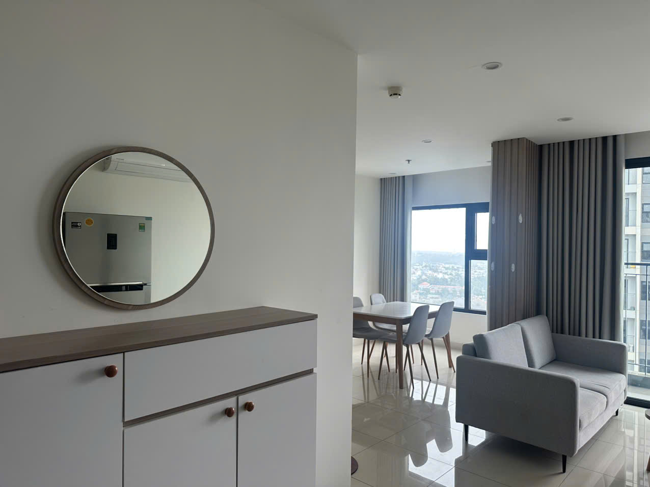 Bán Căn Hộ Vinhomes Grand Park – The Origami 2PN+ Full Nội Thất, View Ngoại Khu Thoáng Rộng – Không Bị Chắn Tầm Nhìn