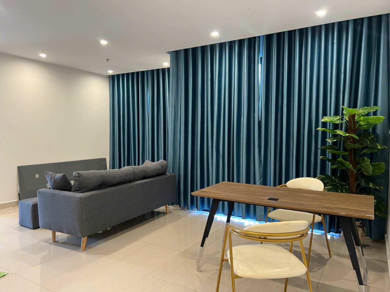 Cho Thuê Căn Hộ 2PN+ The Origami – Vinhomes Grand Park Tầng Cao | View Ngoại Khu Xanh Mát – Không Bị Chắn | Full Nội Thất