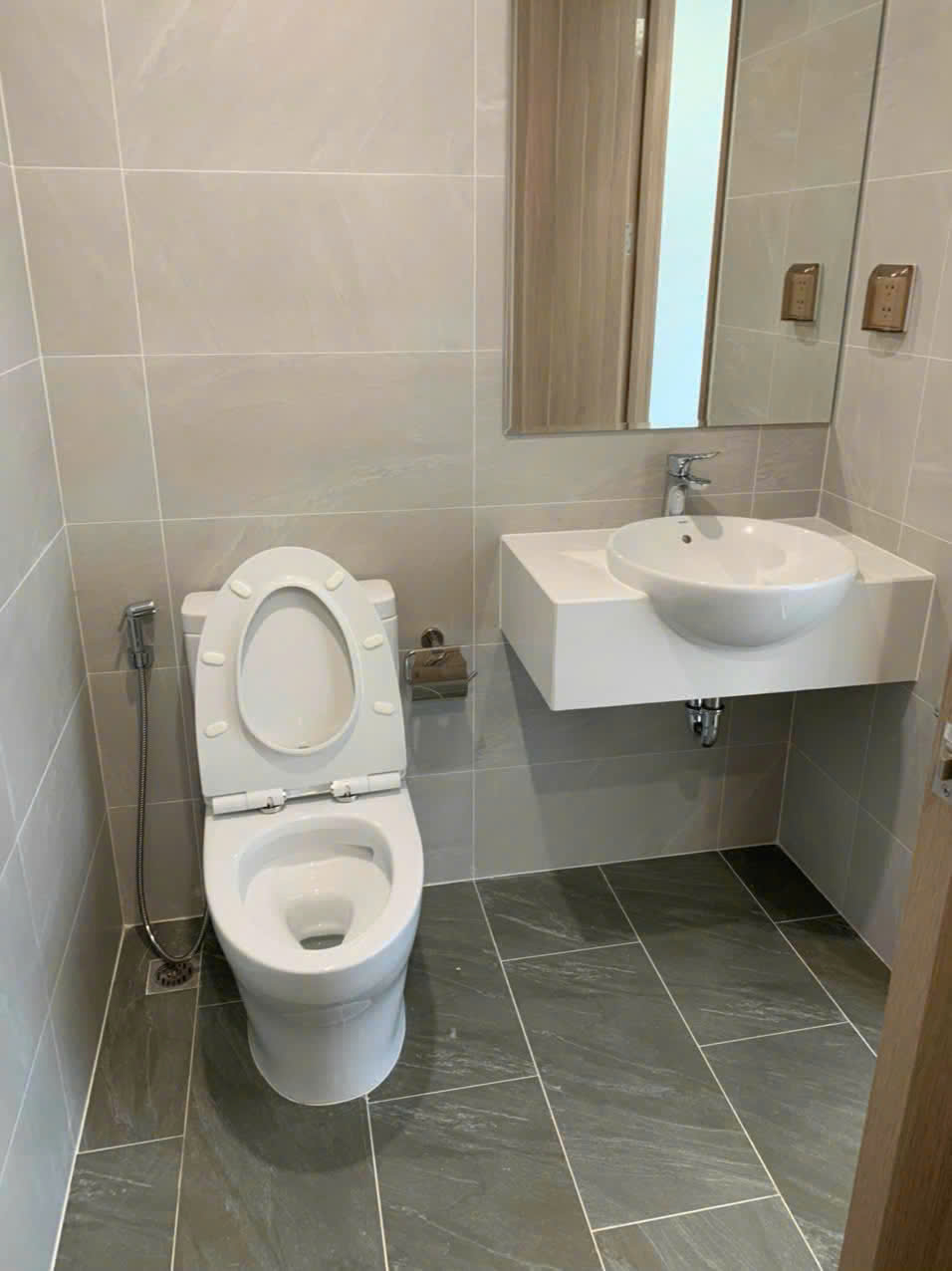 Bán Căn Hộ 3PN The Origami – Vinhomes Grand Park View Ngoại Khu Thoáng | Nhà Sẵn Bếp & Rèm | Giá Tốt