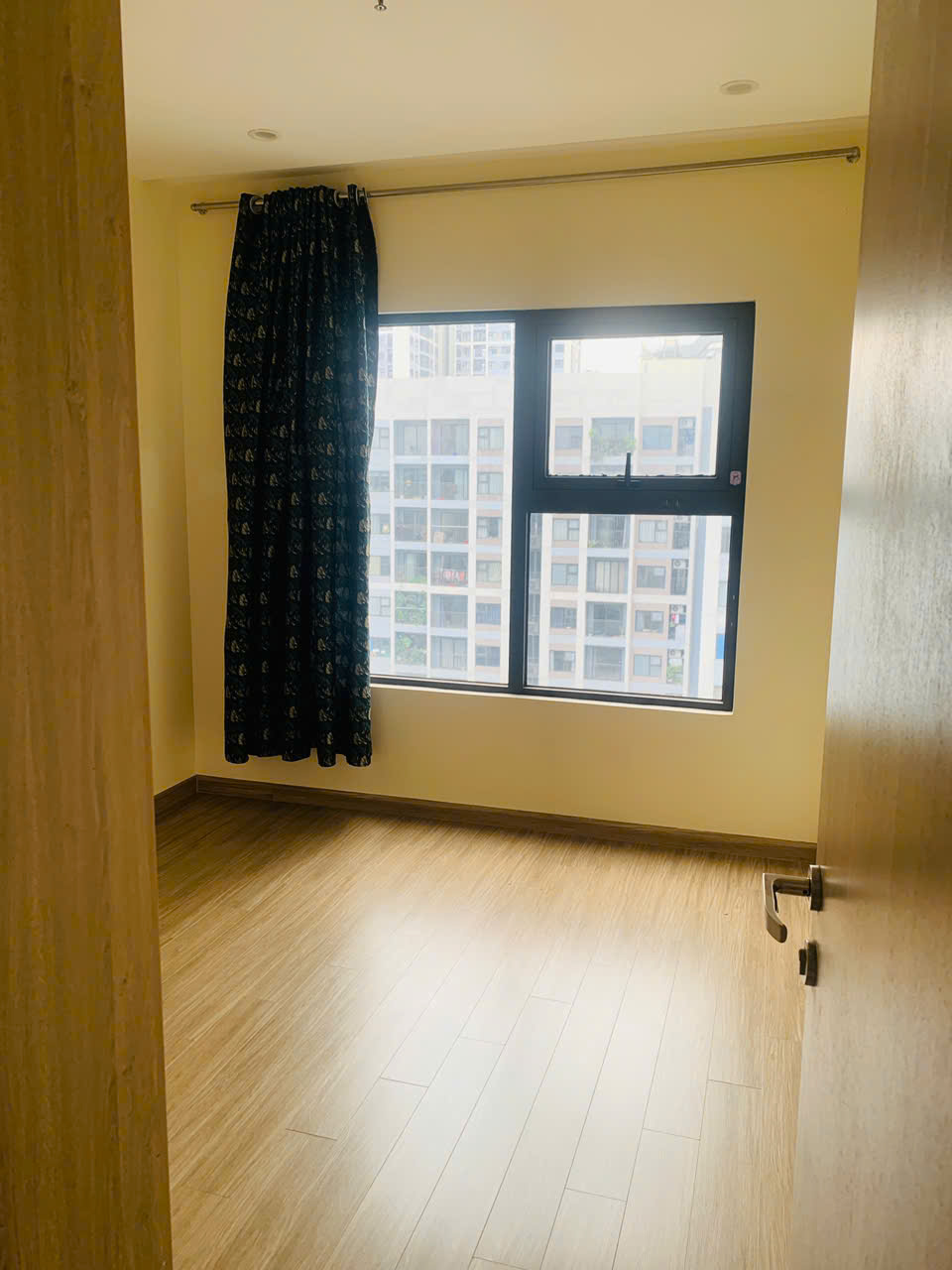 Cho thuê căn hộ Vinhomes Grand Park 1PN+ – The Rainbow – Tầng cao thoáng – Nội thất bếp rèm - ảnh 5