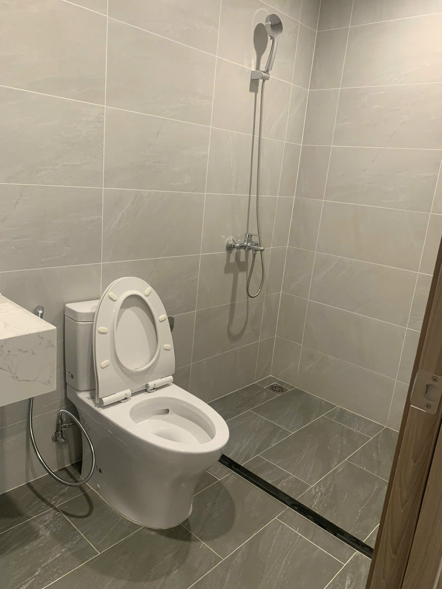Bán Căn Hộ 2PN 2WC The Beverly Solari – Vinhomes Grand Park View Nội Khu | Tầng Thấp | Nhà Trống Hoàn Thiện Từ Chủ Đầu Tư - ảnh 4