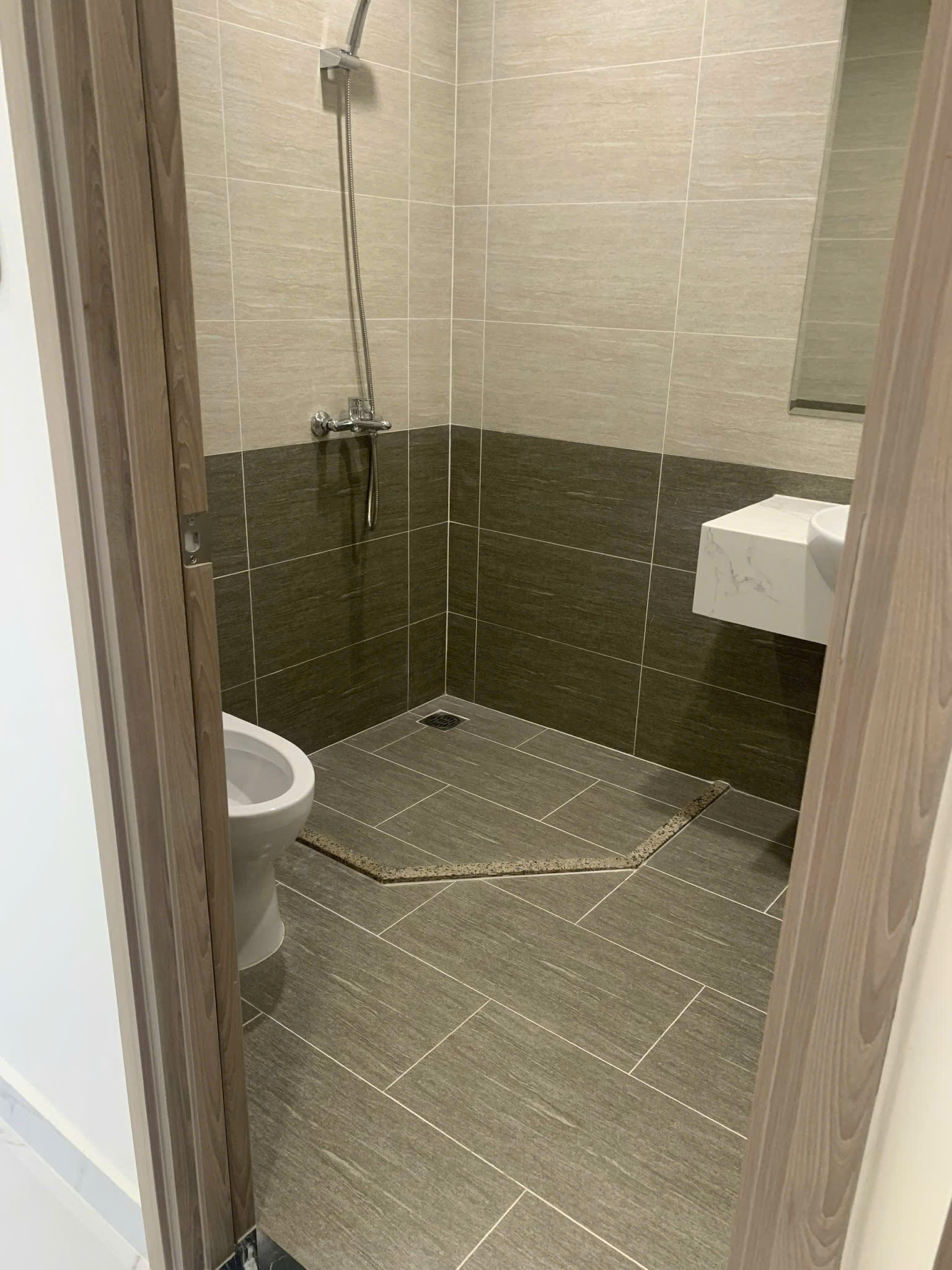 Bán Căn Hộ 2PN 2WC The Beverly Solari – Vinhomes Grand Park View Nội Khu | Tầng Thấp | Nhà Trống Hoàn Thiện Từ Chủ Đầu Tư - ảnh 7