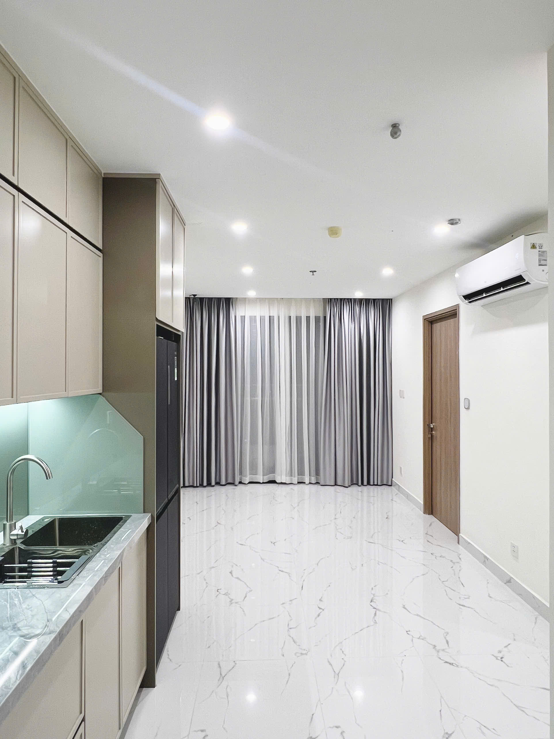 Bán căn hộ 2PN 2WC The Beverly Solari Vinhomes Grand Park – Full nội thất, view tầng cao ngoại khu thoáng