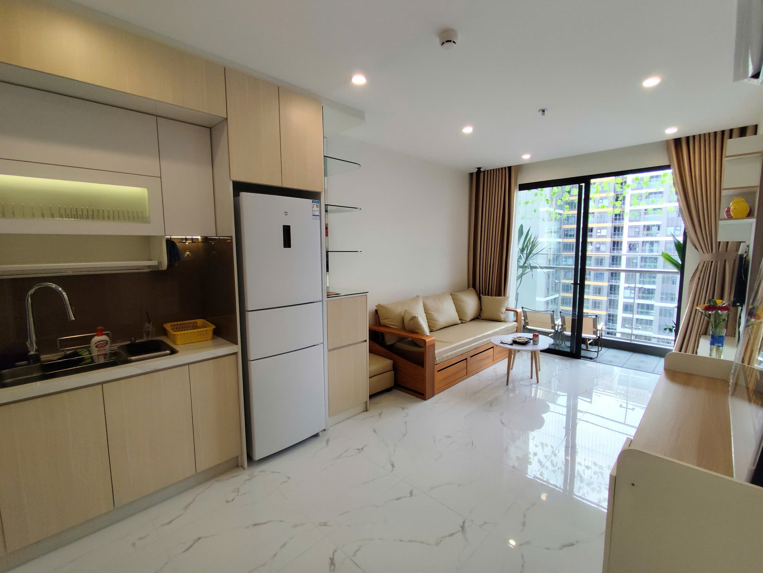 Cho thuê căn hộ 2PN 2WC The Beverly Solari Vinhomes Grand Park – Tầng cao view hồ bơi, full nội thất - ảnh 4
