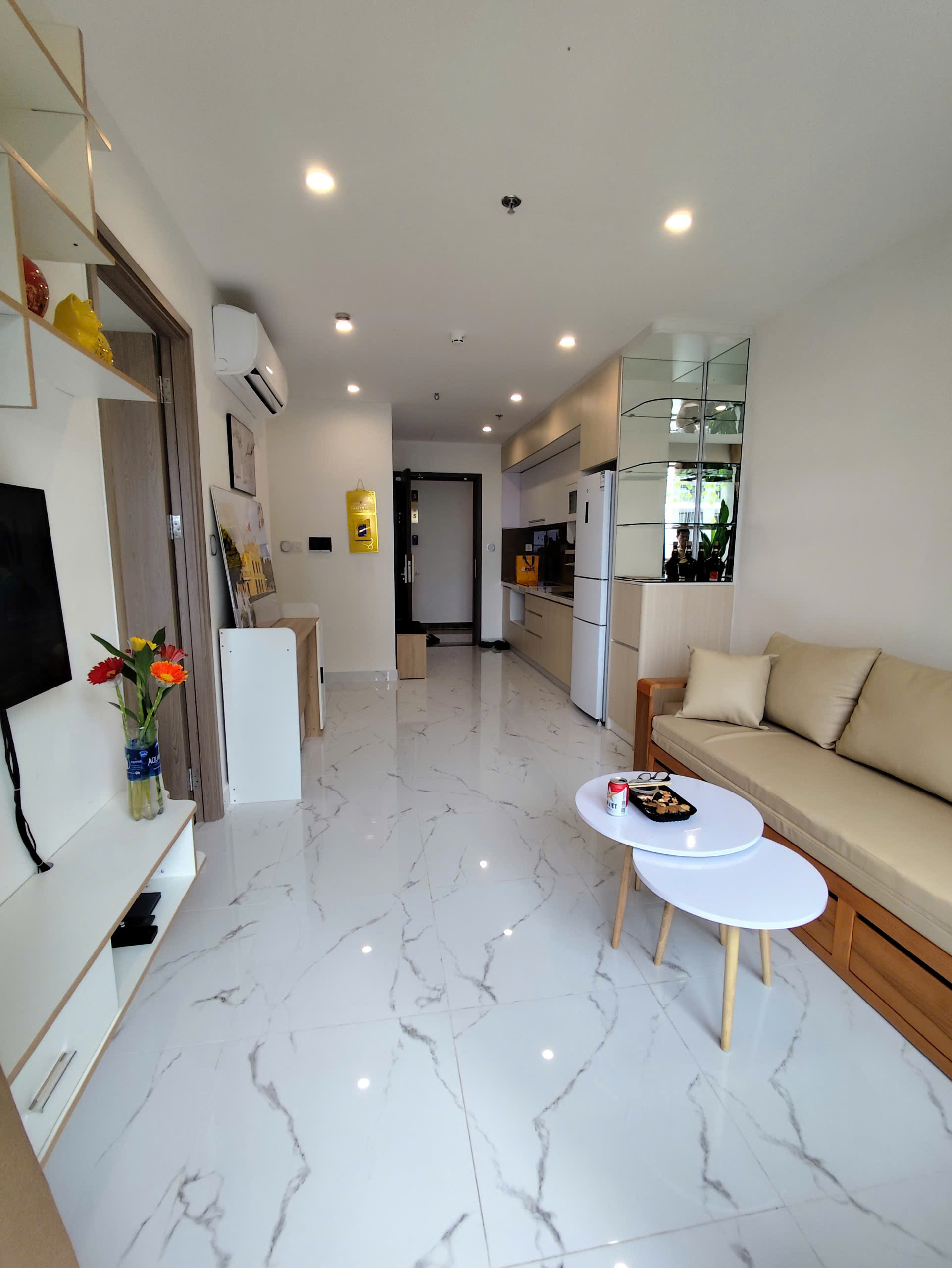 Cho thuê căn hộ 2PN 2WC The Beverly Solari Vinhomes Grand Park – Tầng cao view hồ bơi, full nội thất - ảnh 5