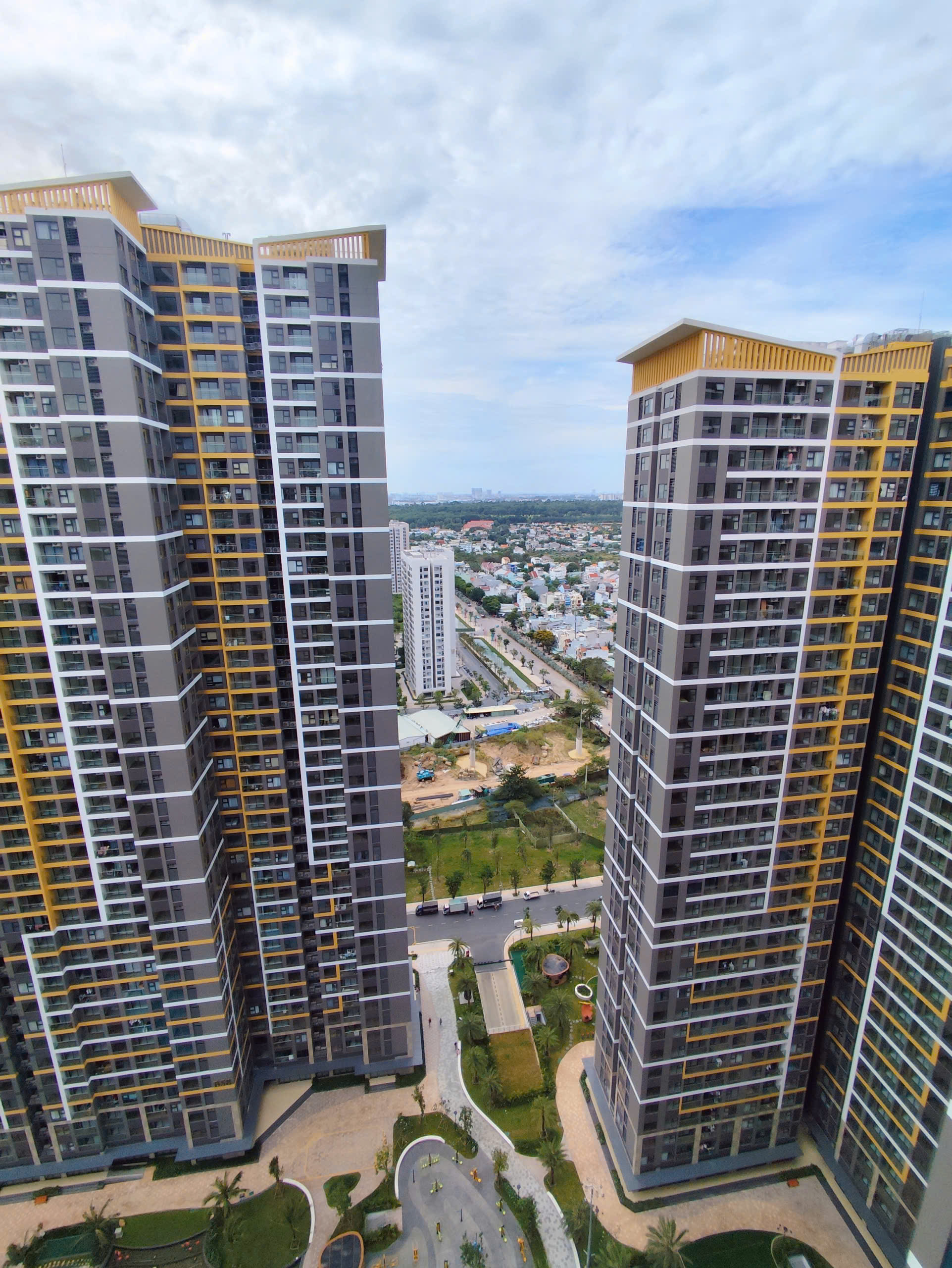 Cho thuê căn hộ 2PN 2WC The Beverly Solari Vinhomes Grand Park – Tầng cao view hồ bơi, full nội thất - ảnh 8