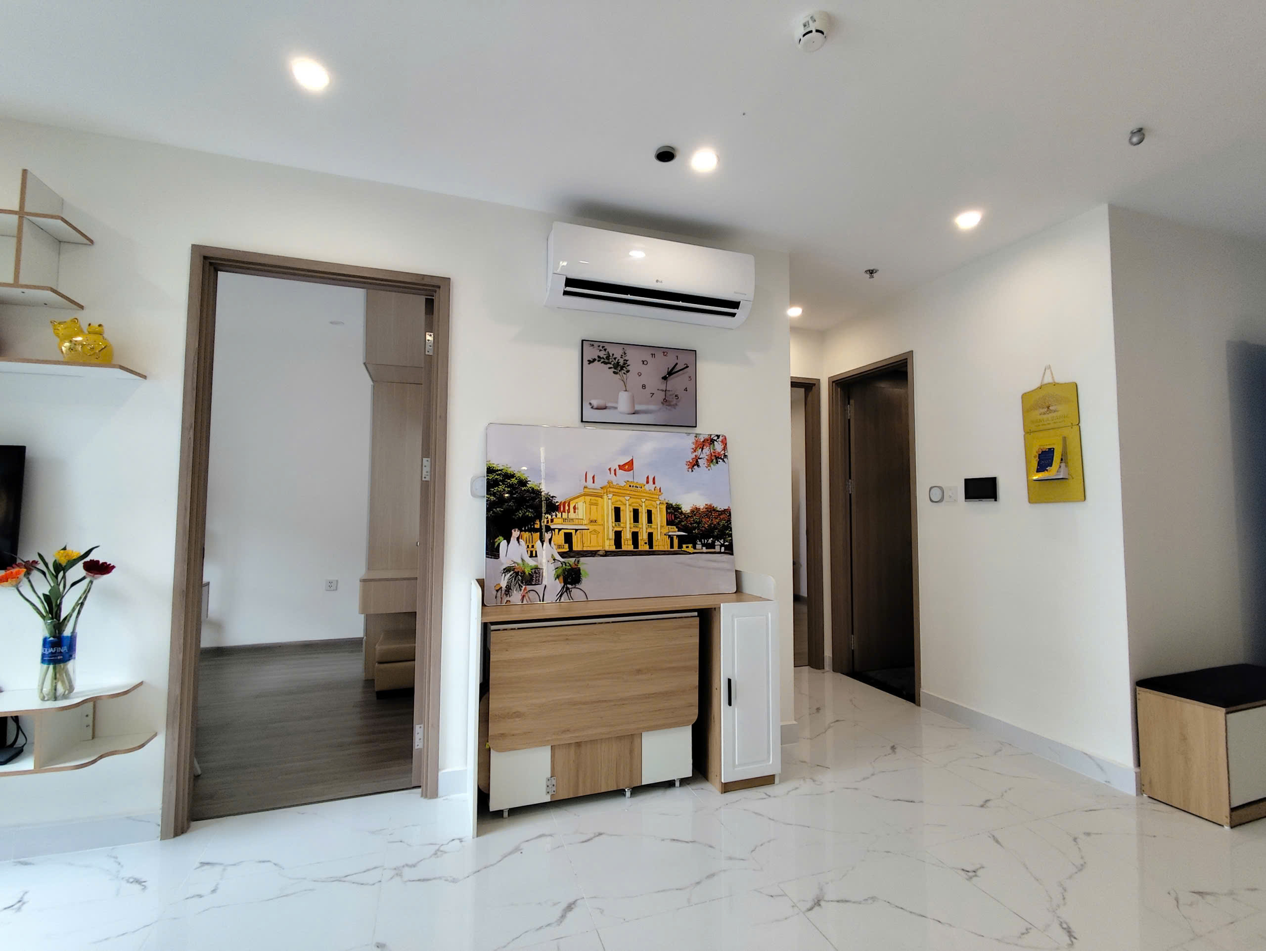 Cho thuê căn hộ 2PN 2WC The Beverly Solari Vinhomes Grand Park – Tầng cao view hồ bơi, full nội thất - ảnh 10