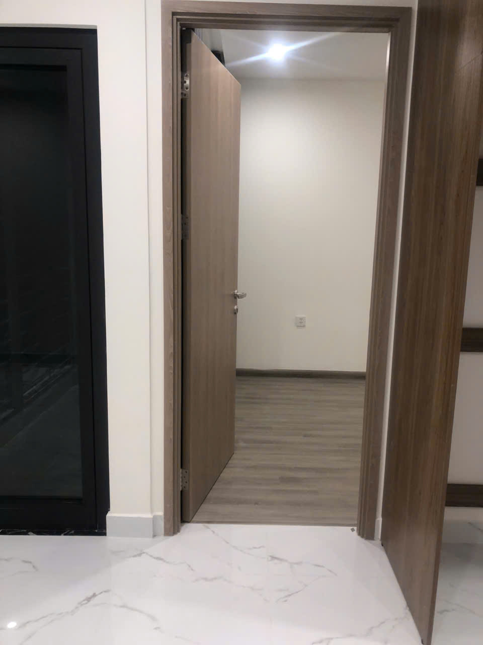 Cho Thuê Căn Hộ 2PN2WC Tòa BS10 The Beverly Solari – Bếp Rèm – Giá 8 Triệu/Tháng - ảnh 9