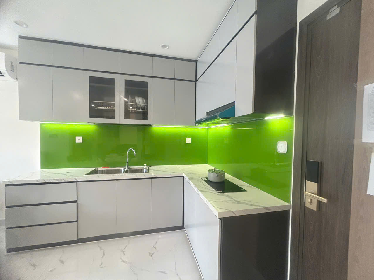 Bán Căn Hộ 1PN+ Full Nội Thất The Beverly Solari – Vinhomes Grand Park, Giá Hợp Lý