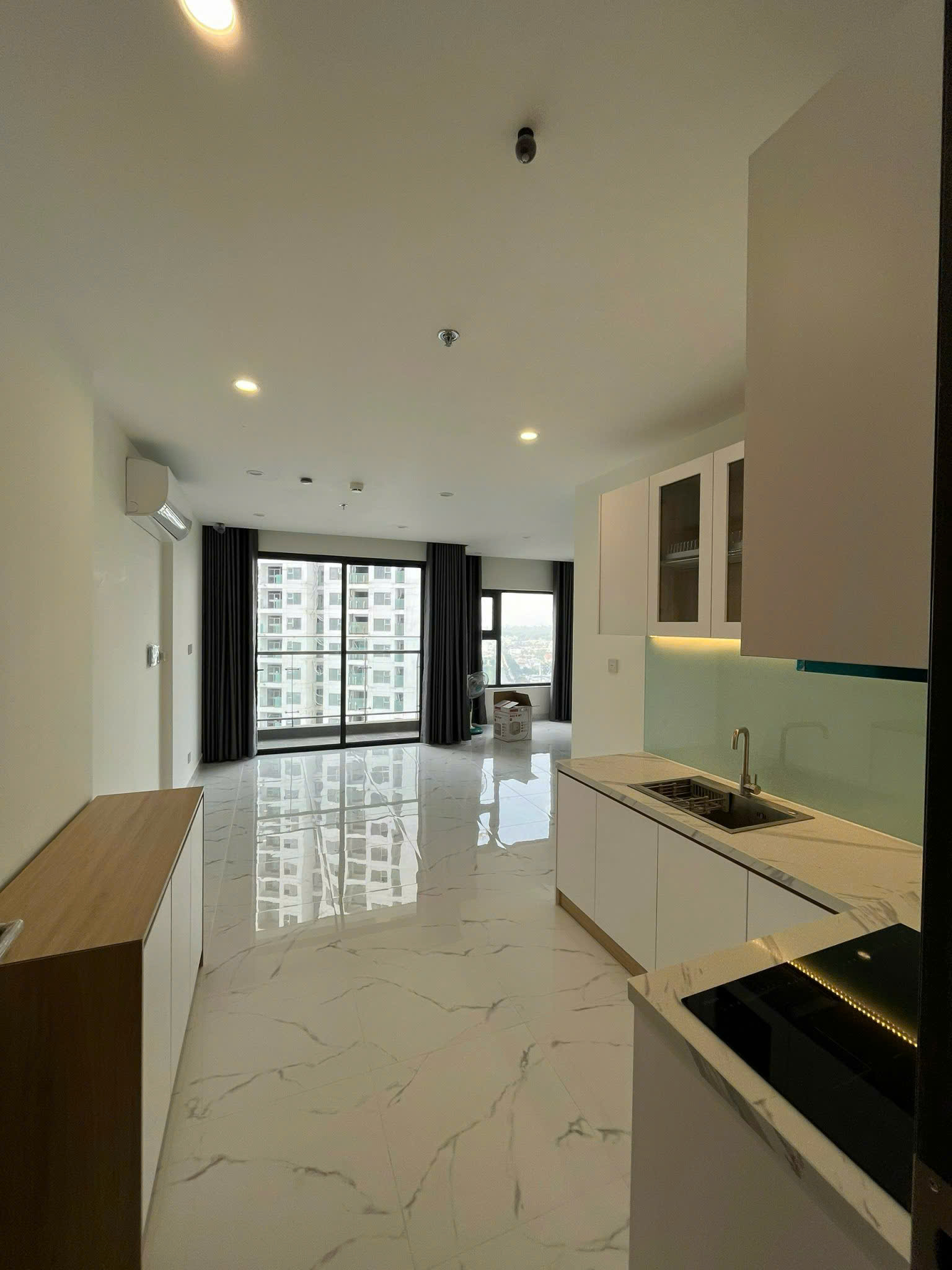 Bán căn hộ Vinhomes Grand Park 2PN+ – The Beverly Solari – Nội thất sẵn bếp rèm - ảnh 2