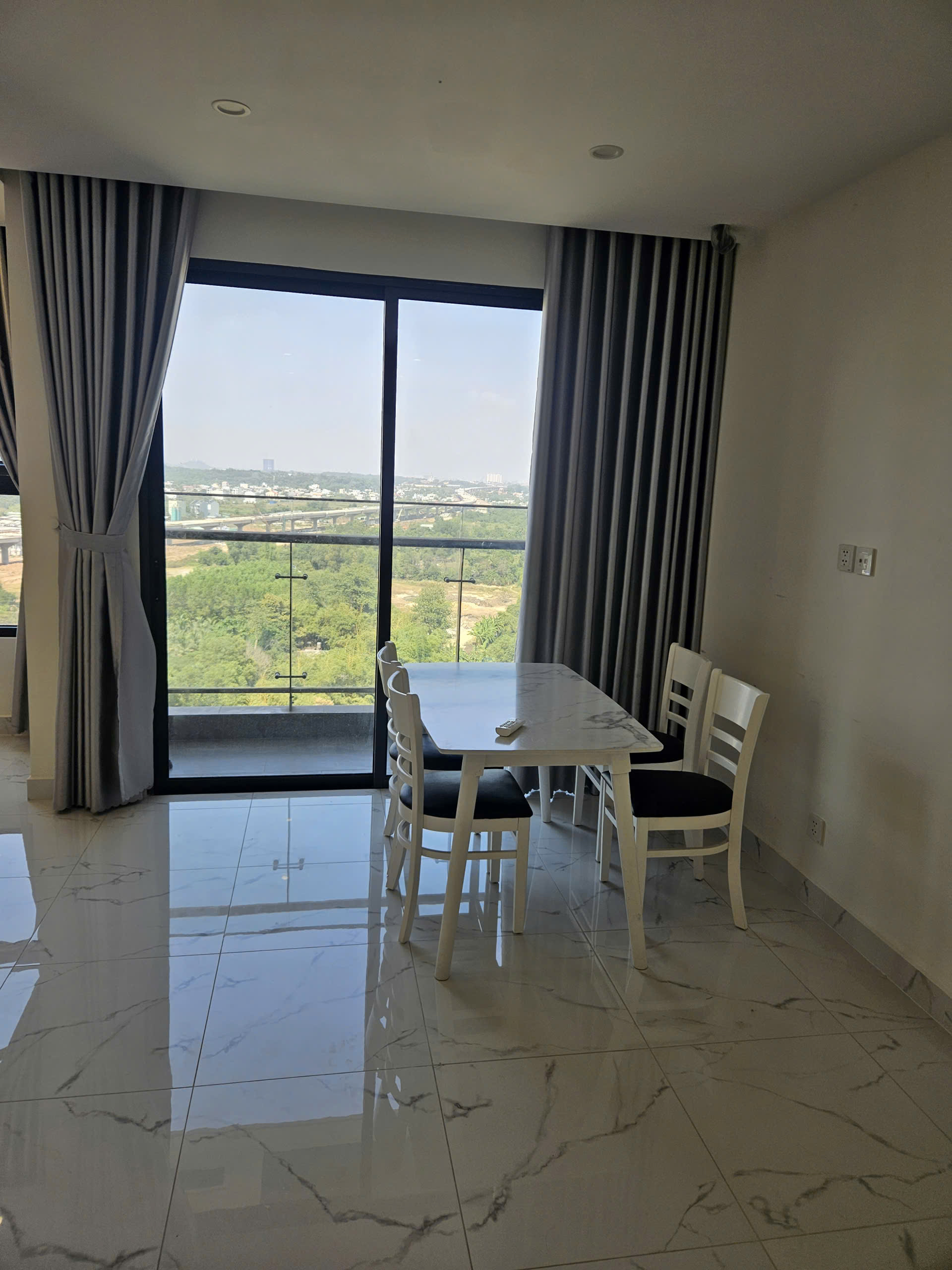 Cho thuê căn hộ 2PN+ The Beverly Solari Vinhomes Grand Park – Full nội thất, view ngoại khu mảng xanh thoáng - ảnh 8