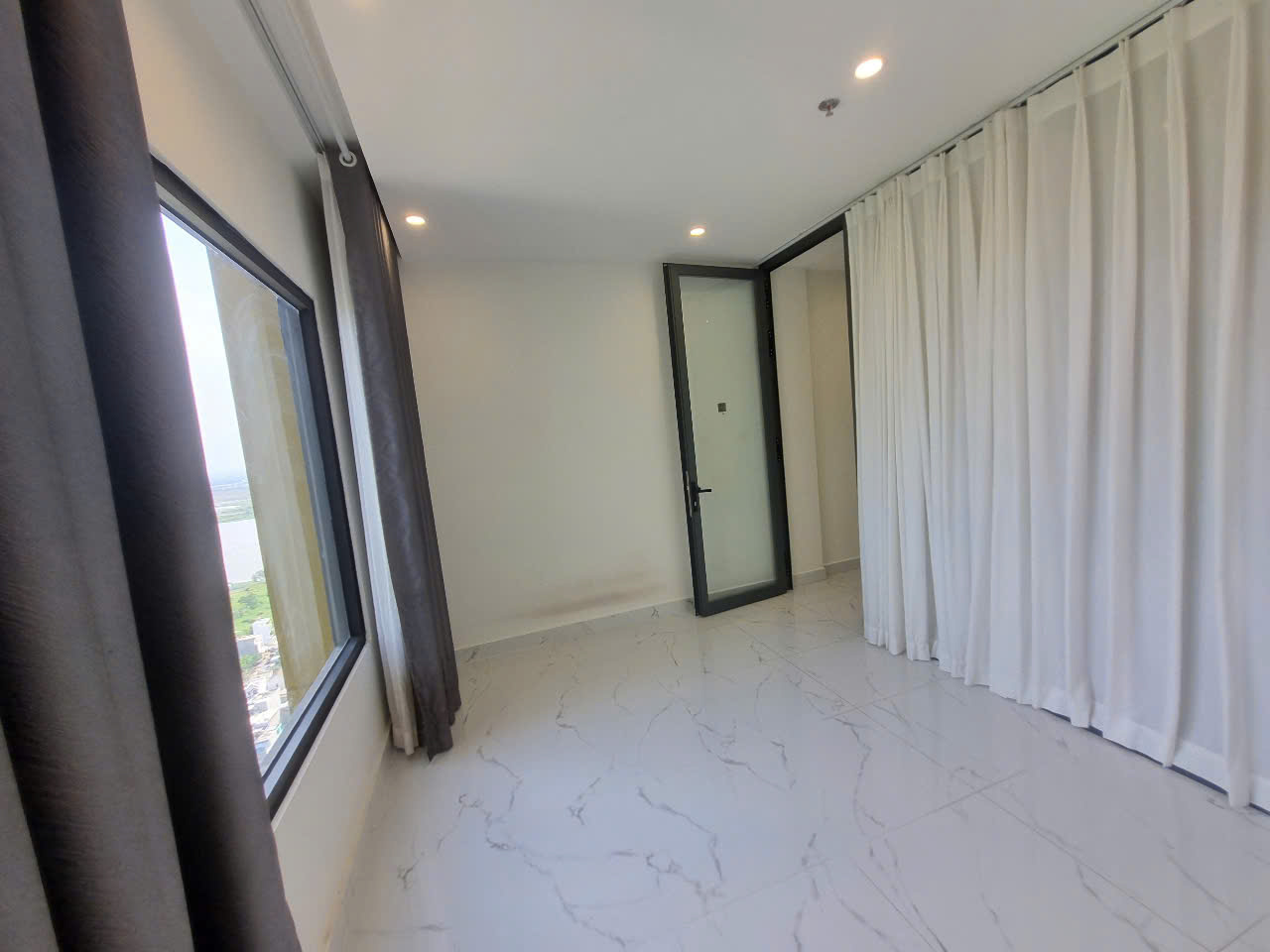 Cho thuê căn hộ Studio The Beverly Solari Vinhomes Grand Park – View tầng cao, bếp & rèm, giá tốt - ảnh 5