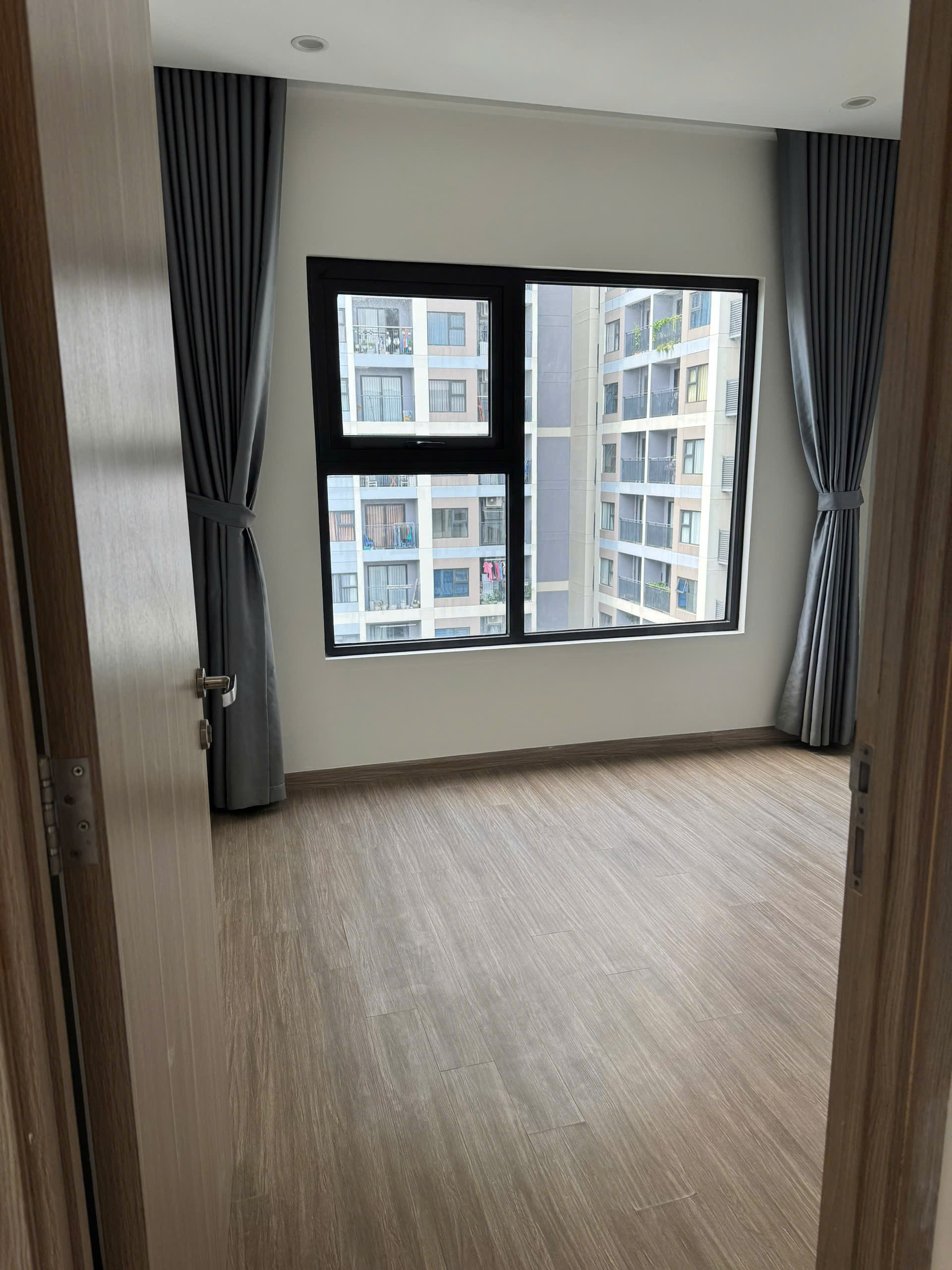 Bán nhanh căn hộ 2PN+ tại The Rainbow – Vinhomes Grand Park | Giá chỉ 4.00 tỷ