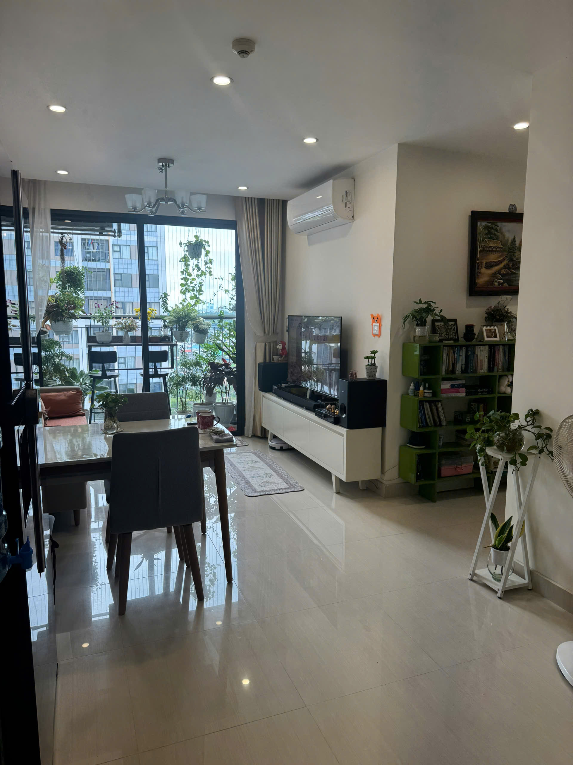 BÁN CĂN HỘ 3PN TẦNG CAO – VIEW THOÁNG ĐẸP – NỘI THẤT CƠ BẢN – THE RAINBOW, VINHOMES GRAND PARK | GIÁ CHỈ 4.29 TỶ
