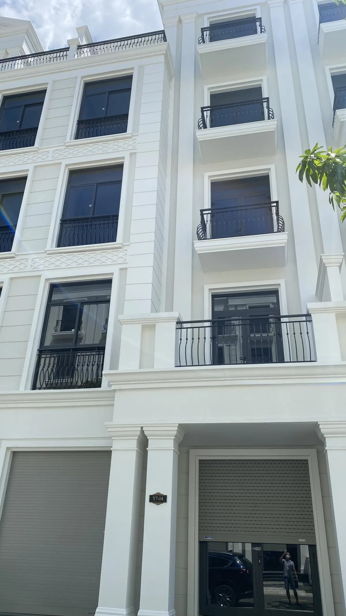 HOT! BÁN NHÀ PHỐ LIỀN KỀ THE MANHATTAN GLORY - 126M² - ĐÃ CÓ SỔ - 26 tỷ btp - ảnh 2