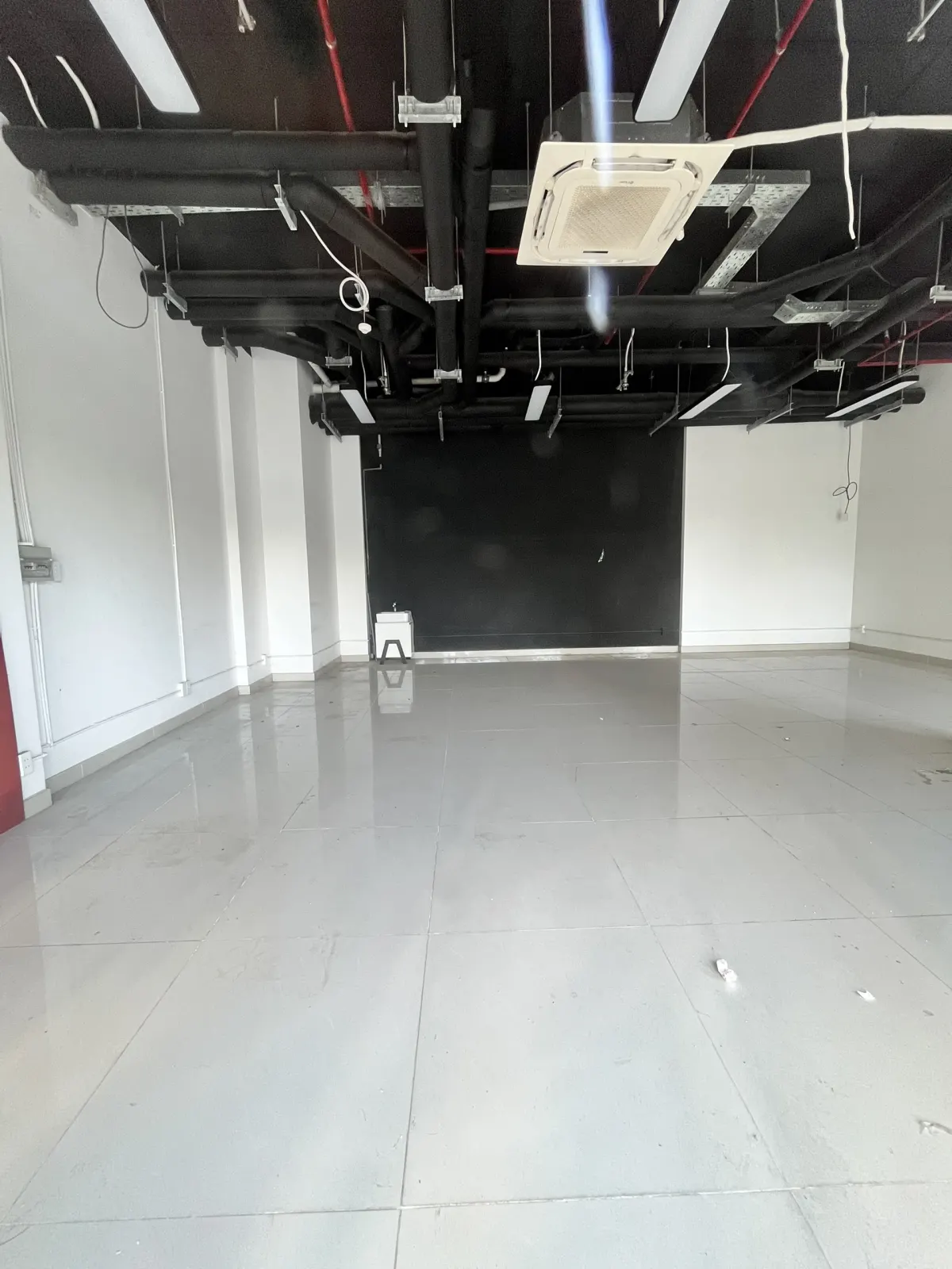 Cho thuê shop khối đế mặt sảnh The Origami 45 triệu - 76m2 tại Vinhomes Grand Park - ảnh 4