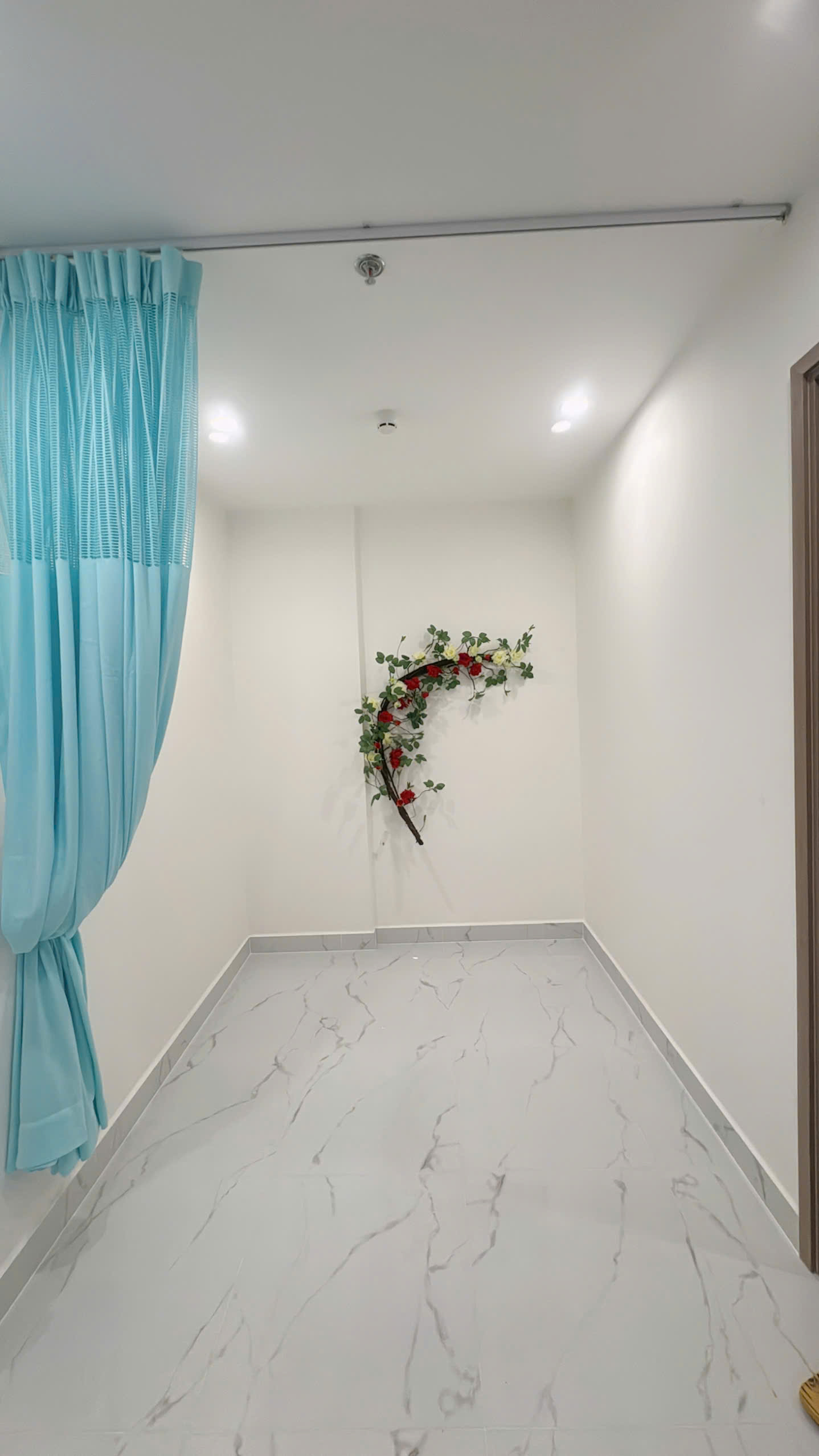 BÁN CĂN HỘ VINHOMES GRAND PARK – FULL NỘI THẤT – GIÁ TỐT – VÀO Ở NGAY