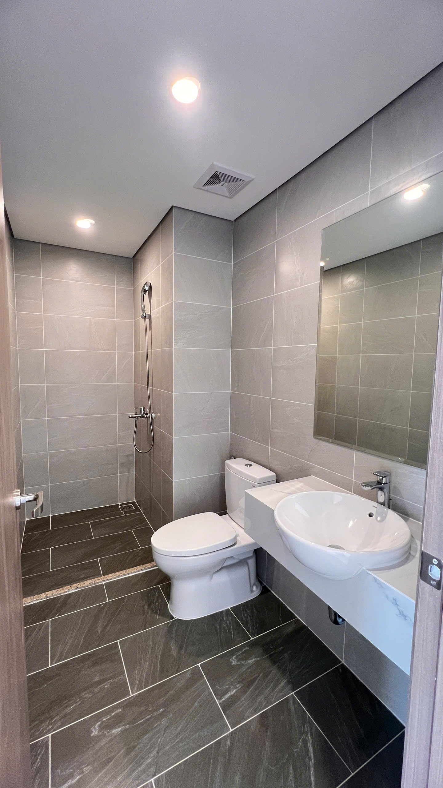 BÁN CĂN HỘ 1PN+ TẦNG CAO | VIEW NỘI KHU CÔNG VIÊN & HỒ BƠI | THE BEVERLY SOLARI – VINHOMES GRAND PARK