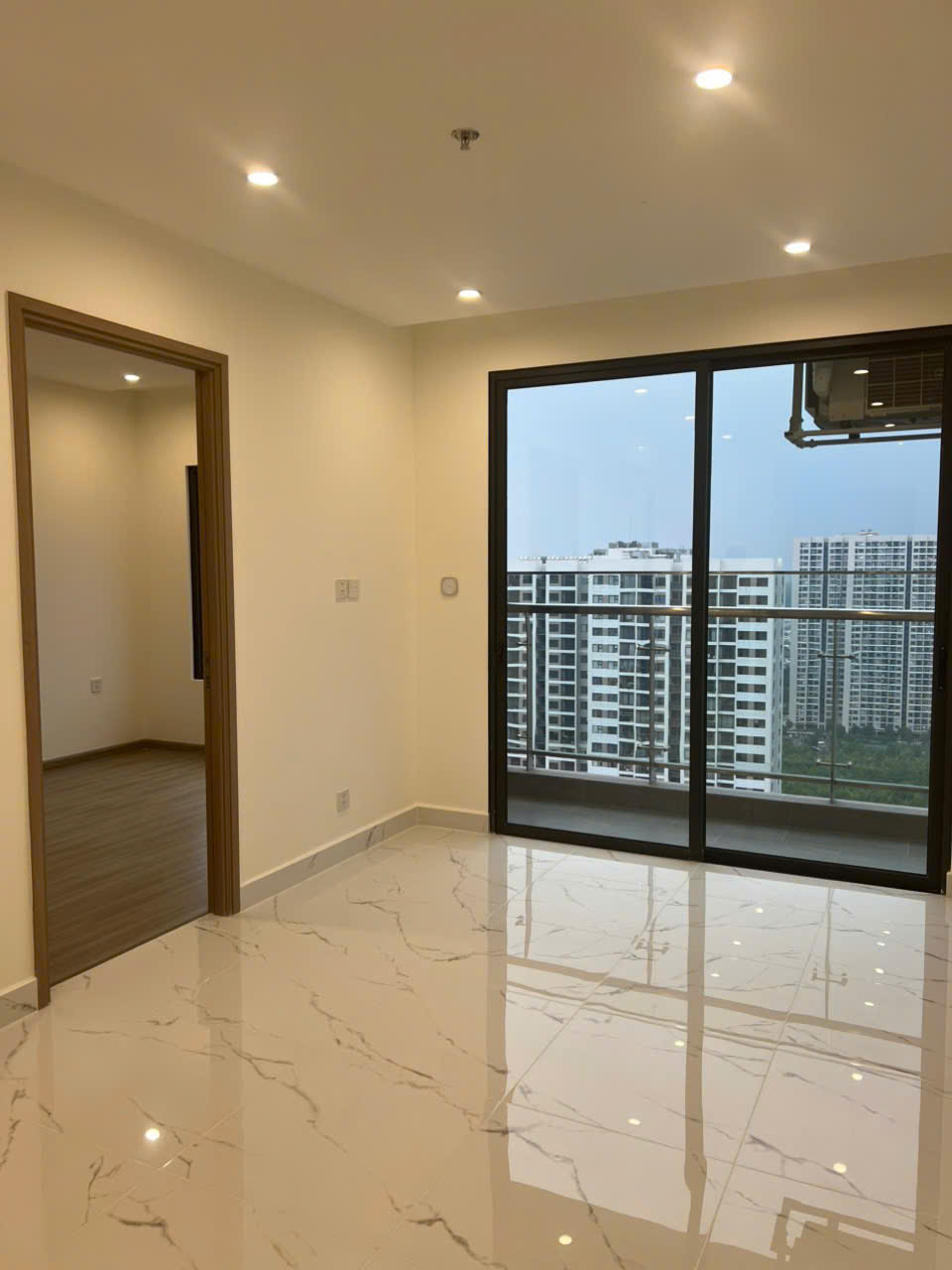 Bán căn hộ 2PN 2WC Vinhomes Grand Park – Glory Heights – Tầng cao view thoáng – Hoàn thiện cơ bản