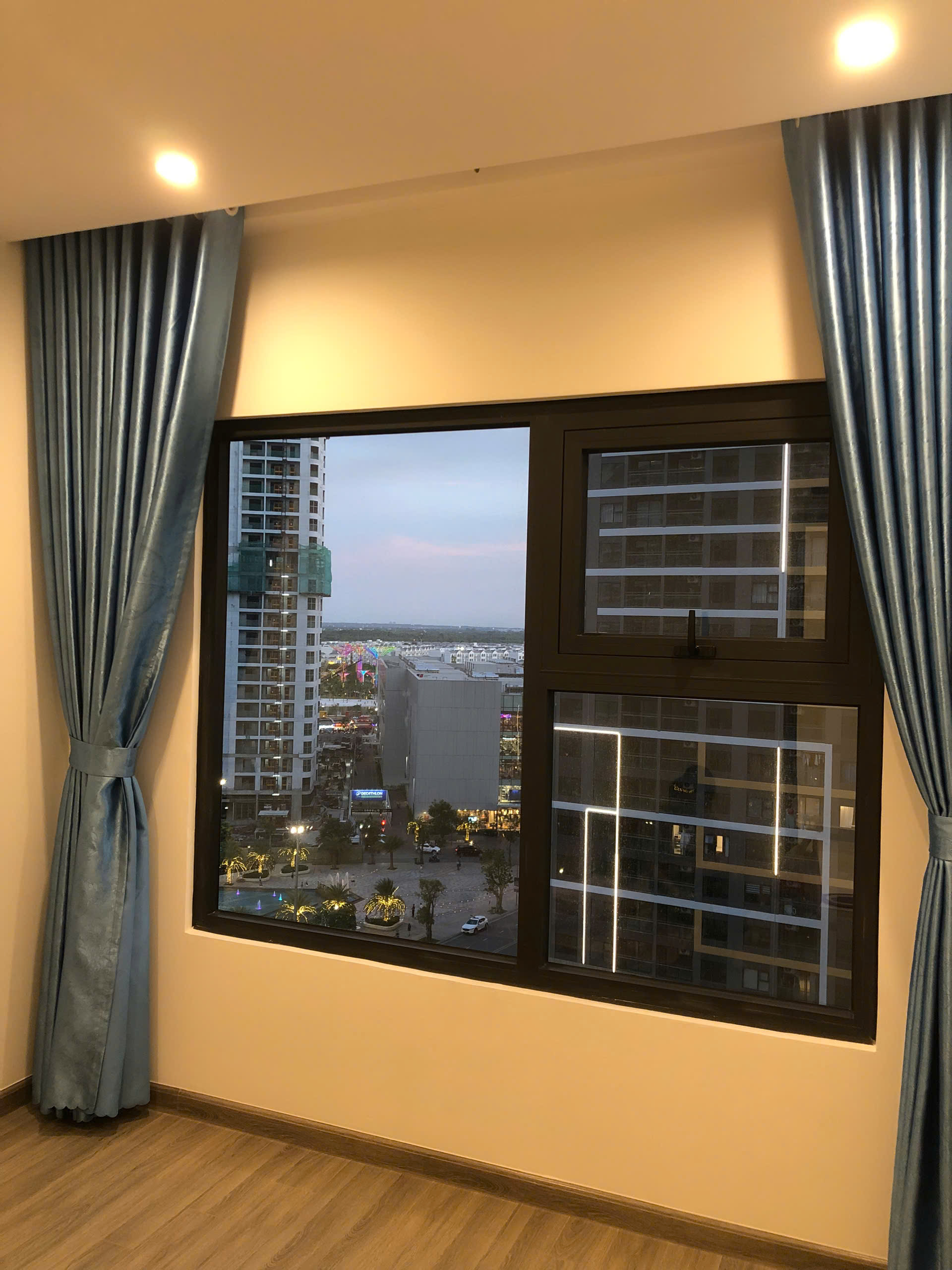 Cho Thuê Căn Hộ 1PN+ Nội Thất Gỗ Tại The Beverly Solari – Vinhomes Grand Park