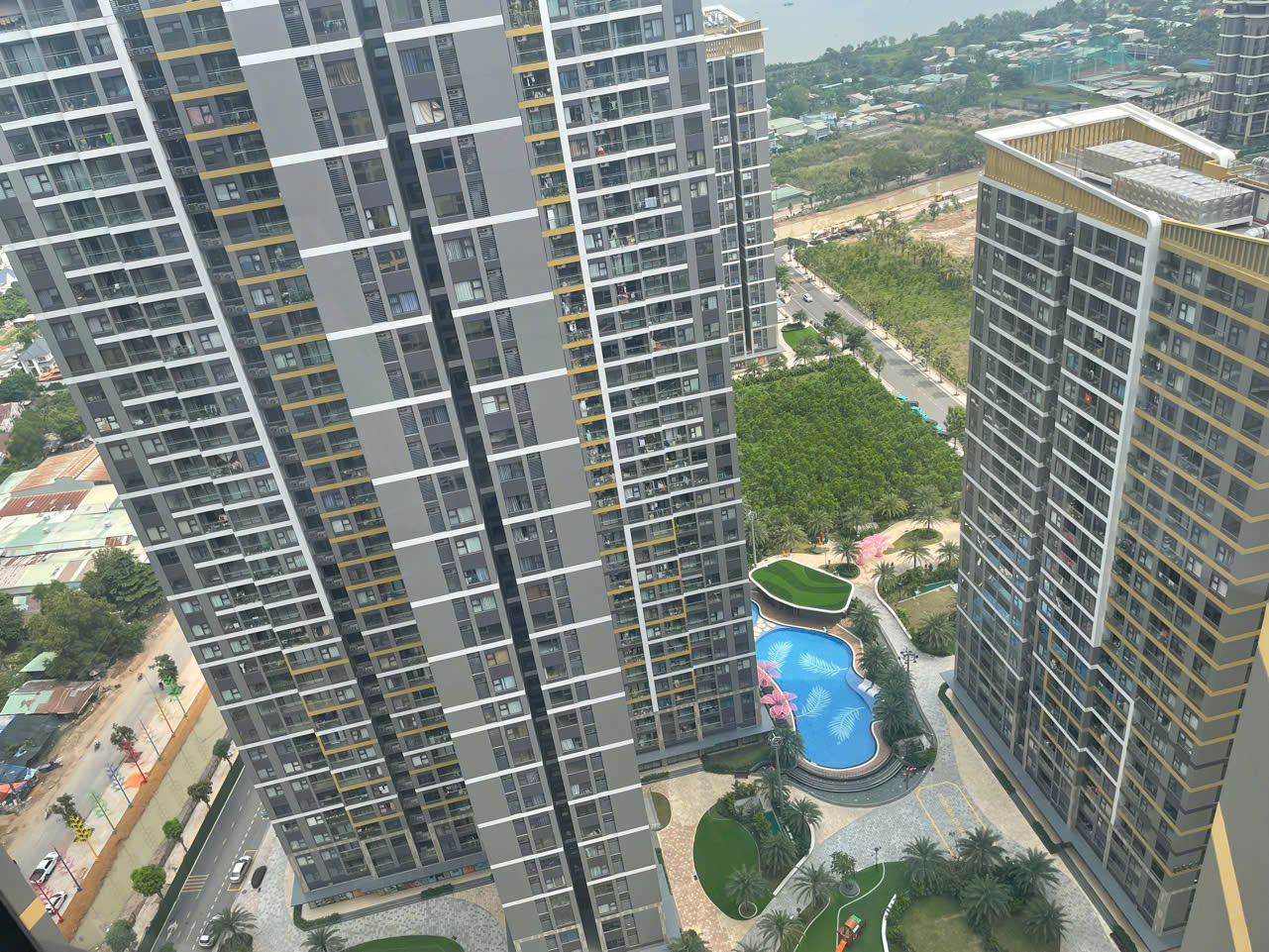 Bán Căn Hộ 1PN+ The Beverly Solari Vinhomes Grand Park Tầng Cao - View Sông Đồng Nai & City, Giá Tốt - ảnh 2