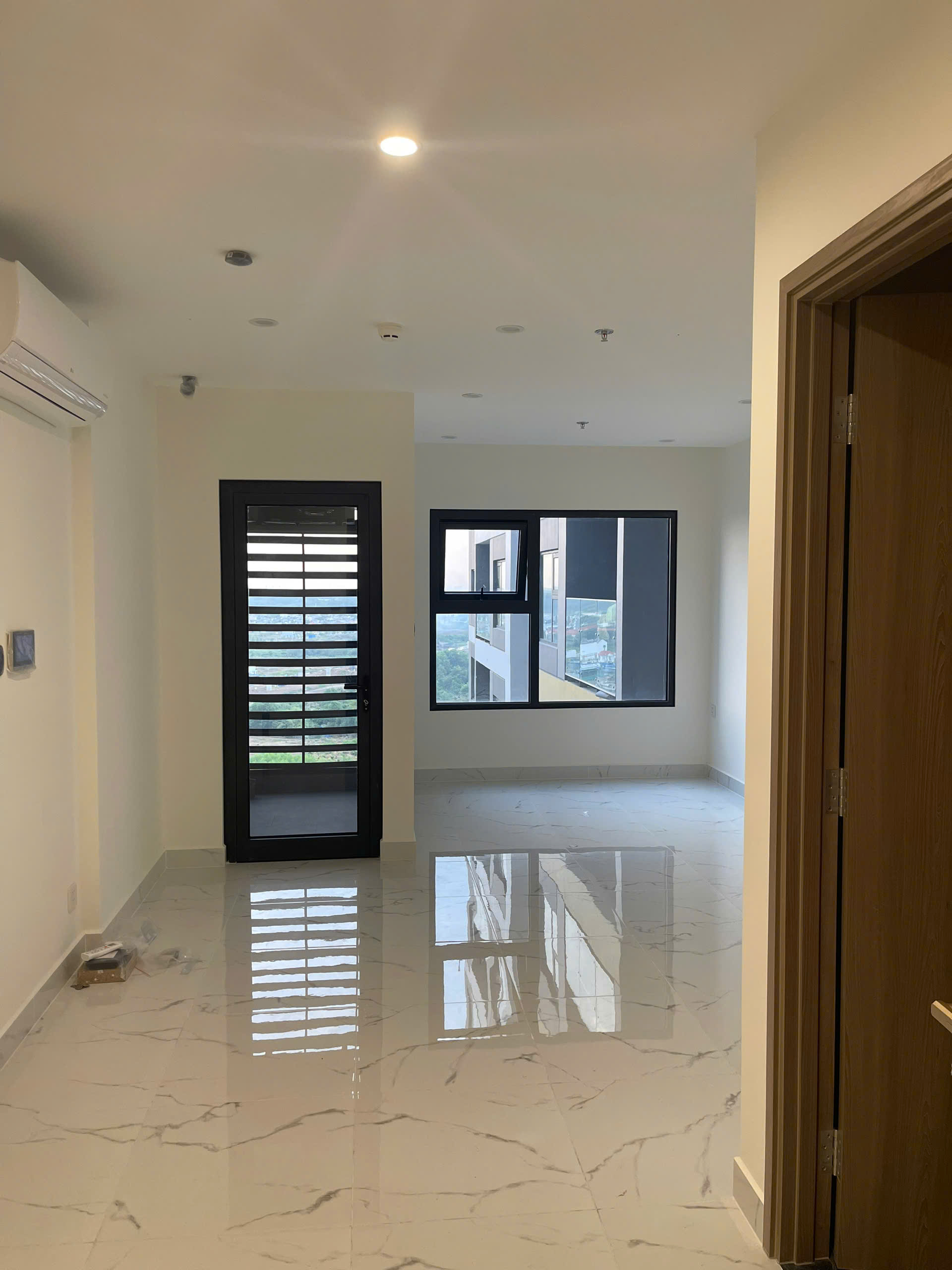 Bán căn hộ Studio The Beverly Solari Vinhomes Grand Park – Hoàn thiện cơ bản, giá tốt