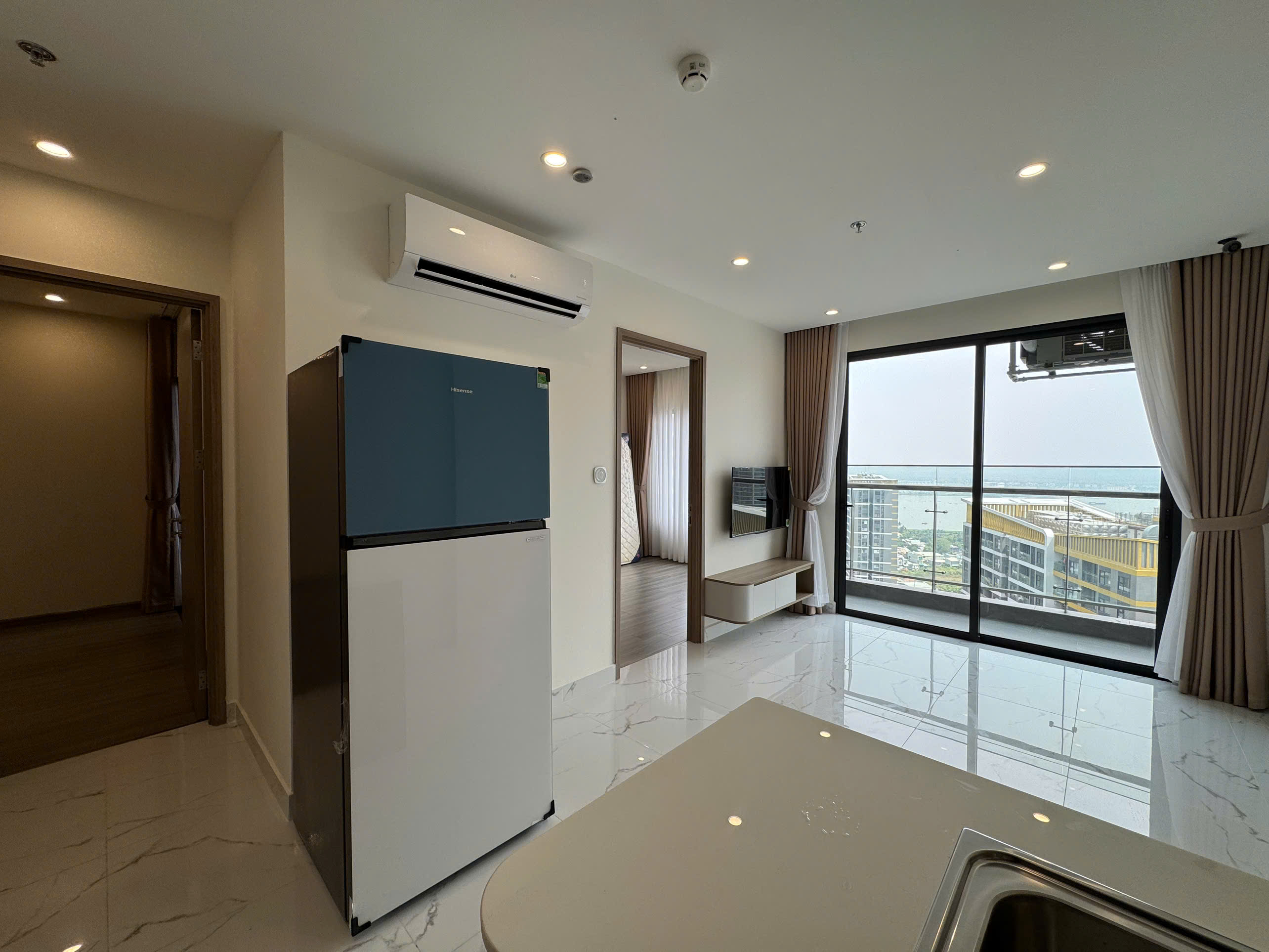 Cho Thuê Căn Hộ 2PN The Beverly Solari Vinhomes Grand Park - Full Nội Thất Mới, Tầng Cao View Sông - Giá Tốt