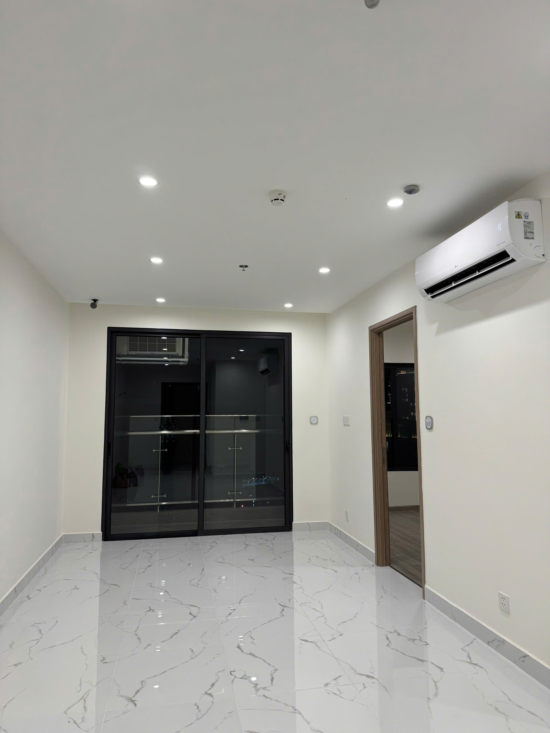 Bán Căn Hộ 2PN The Beverly Solari Vinhomes Grand Park Tầng Cao - View Trực Diện Sông Đồng Nai, Nhà Mới, Giá 3.9 Tỷ